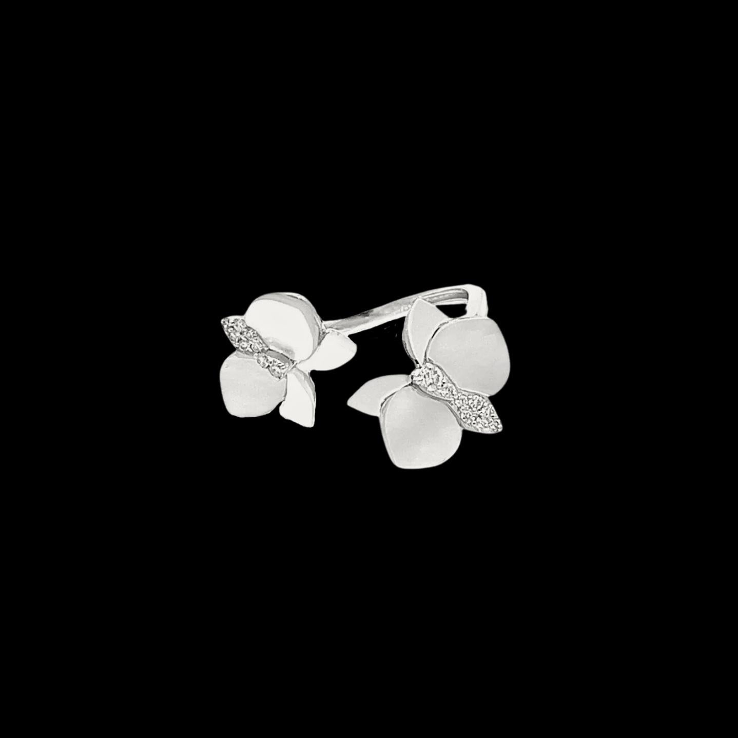Embrace Timeless Love with the Eternelle Collection, where elegance meets eternity in a dance of Shimmering Mother of Pearl, Topaz, Quartz, and Diamonds. Each piece captures a moment of eternal love, perfect for life's special occasions. Feel