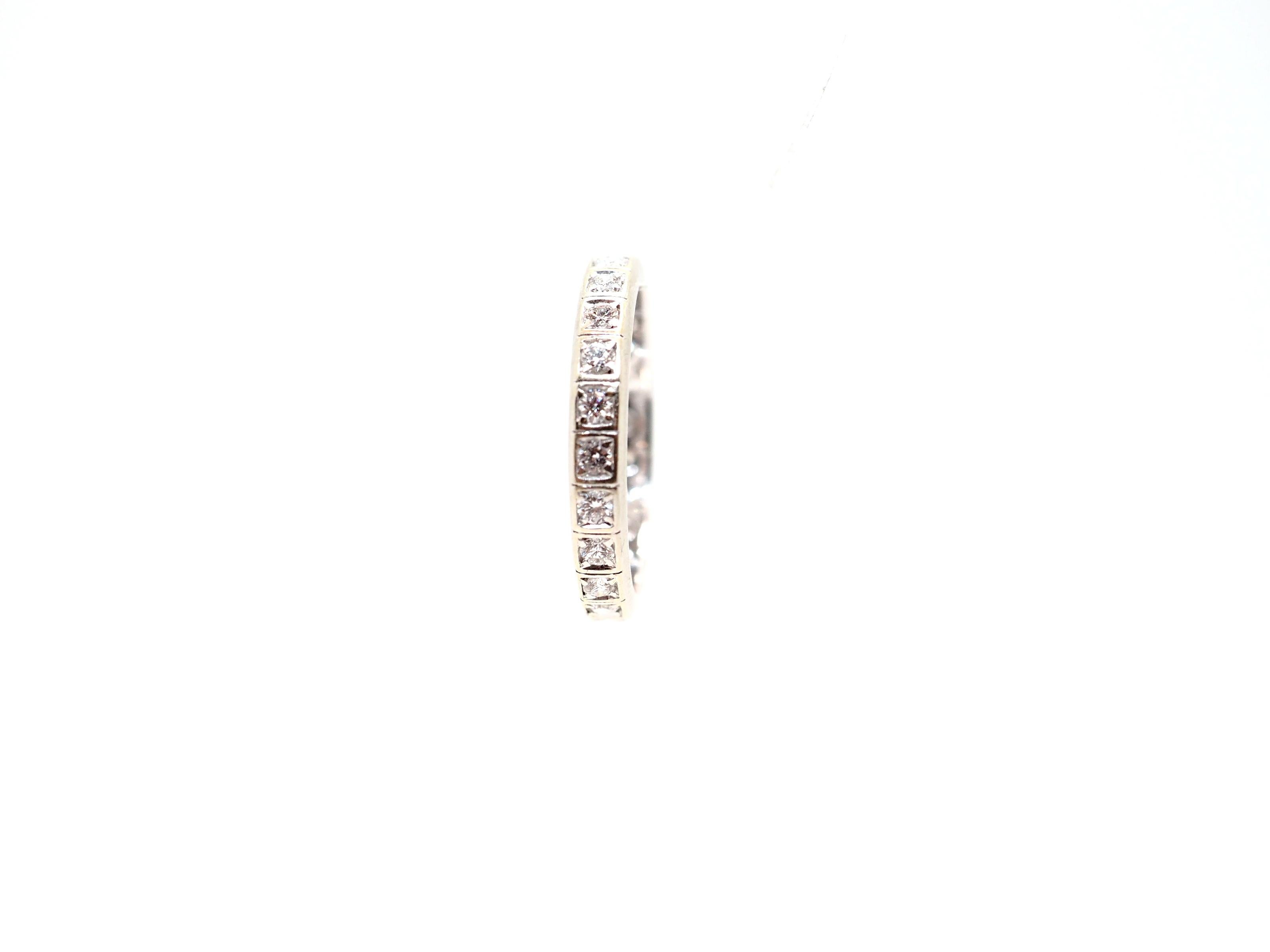 Eternity 18k White Gold Diamond Ring In Excellent Condition For Sale In Geneva, CH