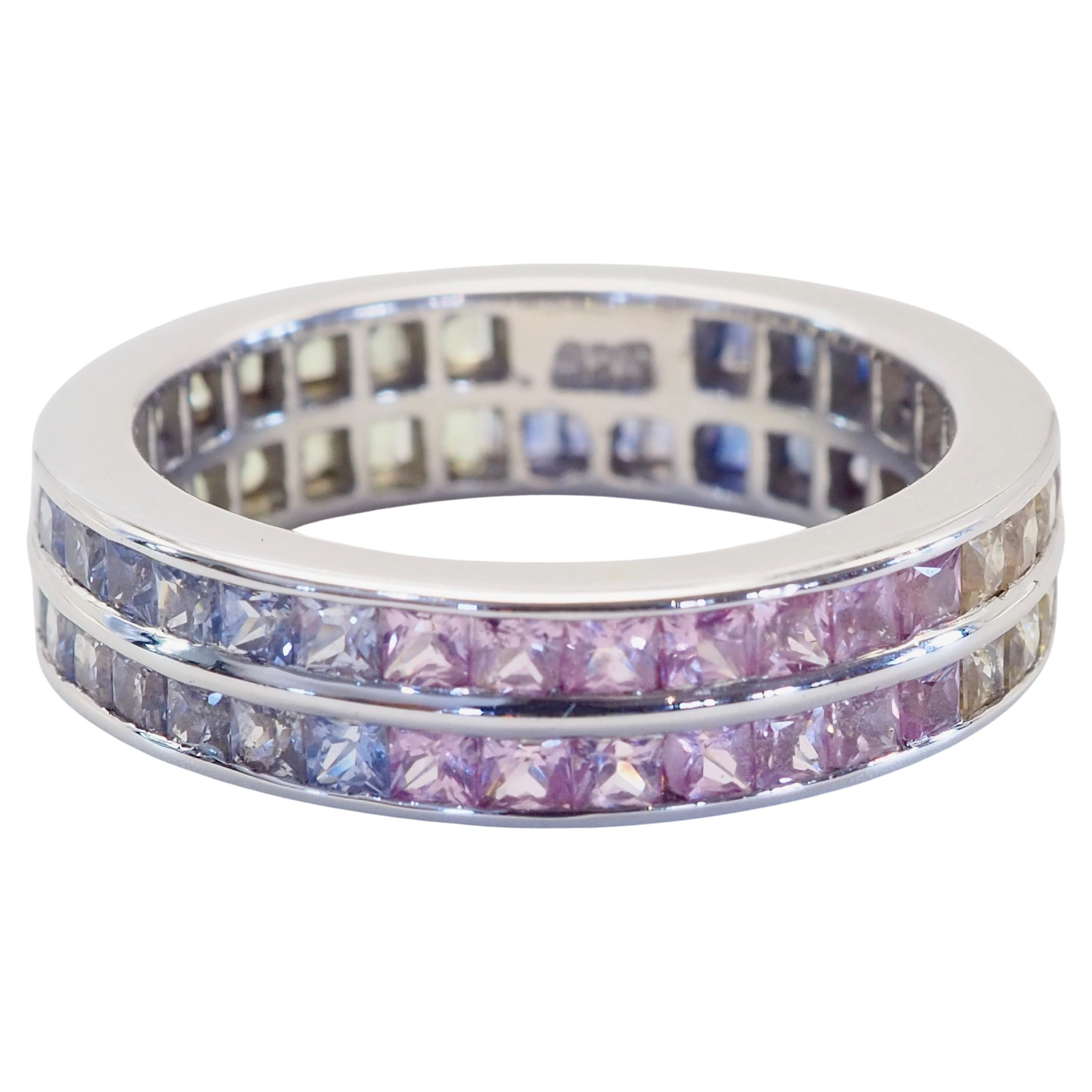 Eternity 4.30ct Quadratischer Mehrfarbiger Saphir Zwei Reihen Sterling Silber Band Ring im Angebot
