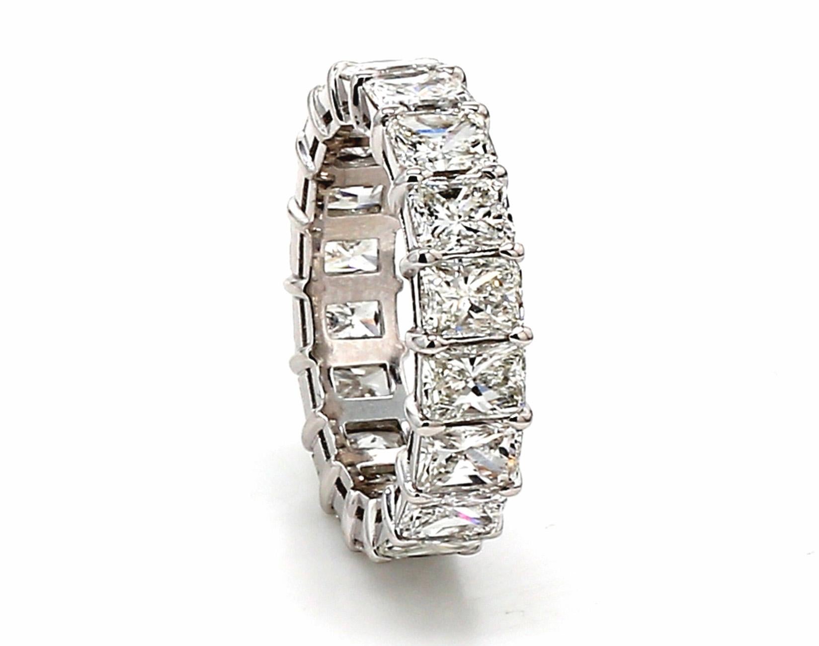 Eternity band in platinum with basket claw set GIA certified F-H/VS2-SI1 radiant cut diamonds. D5.83ct.t.w. - 18 stones - Size 5.25