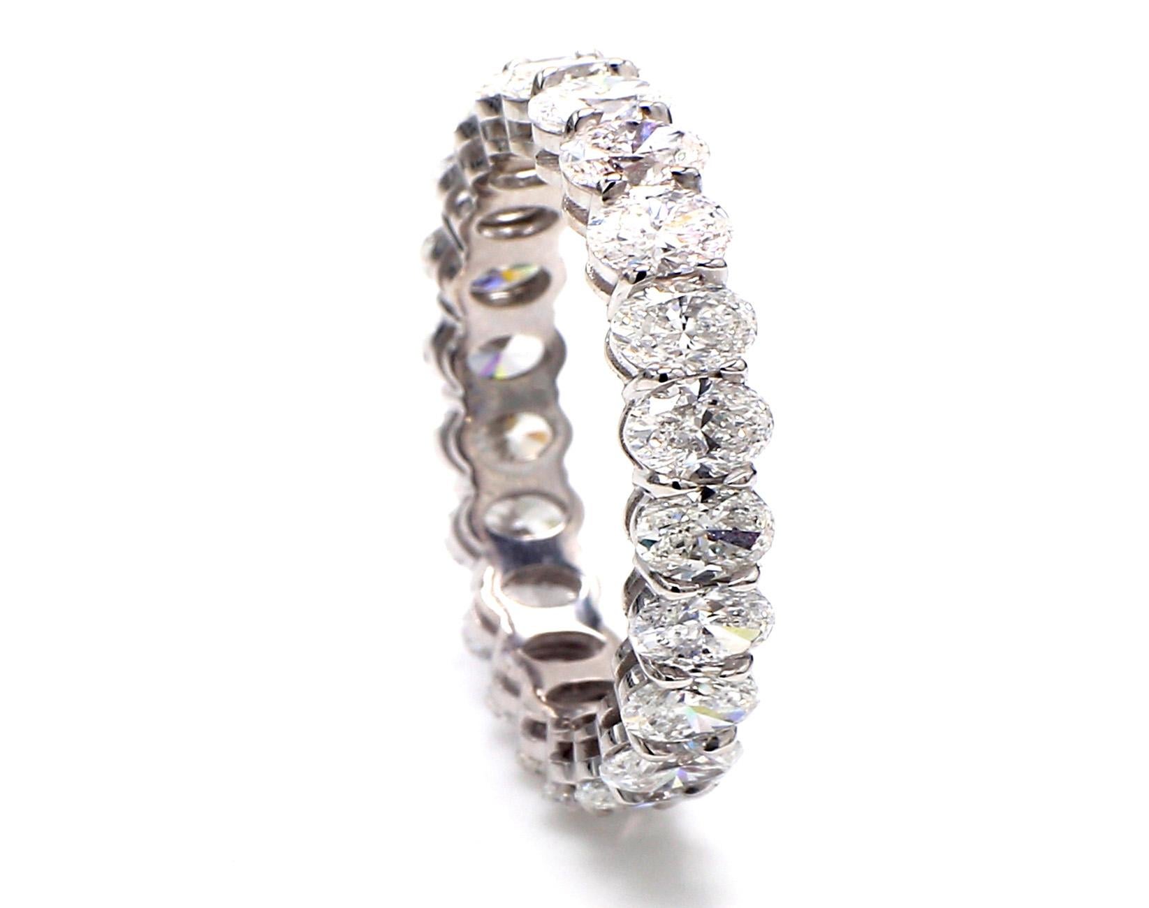 Eternity Band in Platinum with Oval Cut Diamonds. D4.16ct.t.w. In New Condition For Sale In Los Angeles, CA