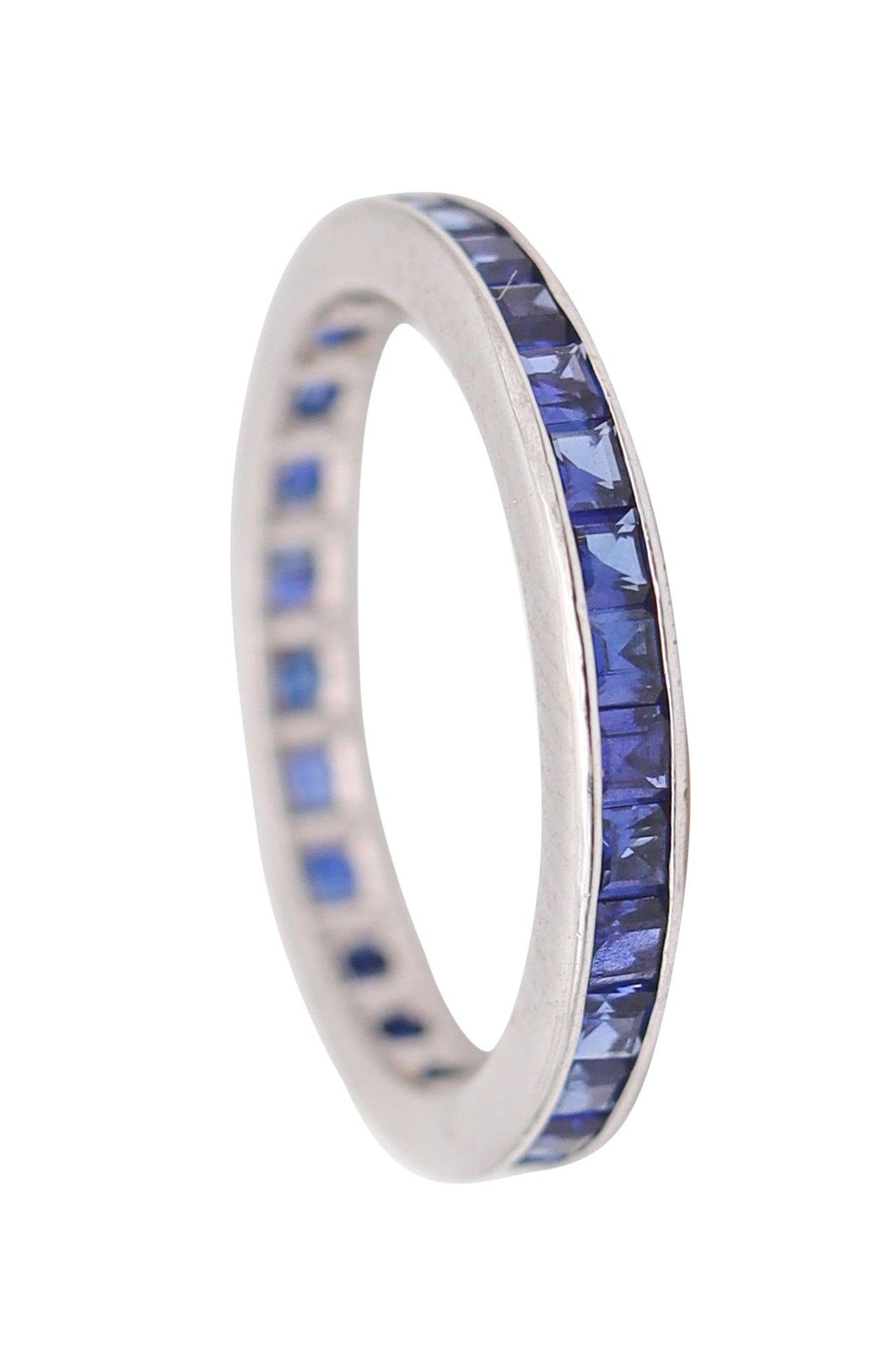 ETERNITY Classic Ring Band In 14Kt White Gold With 1.24 Carats In Blue Sapphires