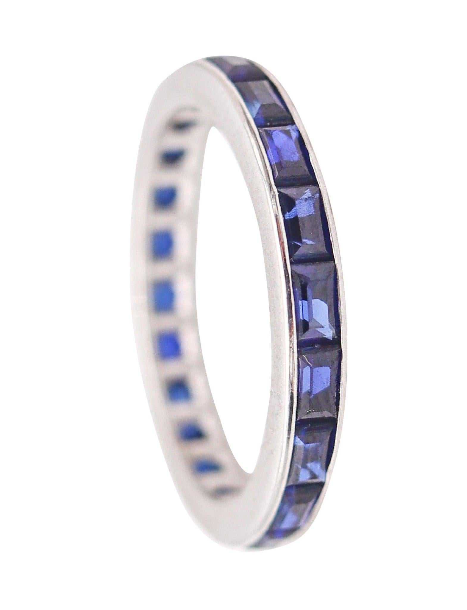 ETERNITY Classic Ring Band In 14Kt White Gold With 1.40 Carats In Blue Sapphires