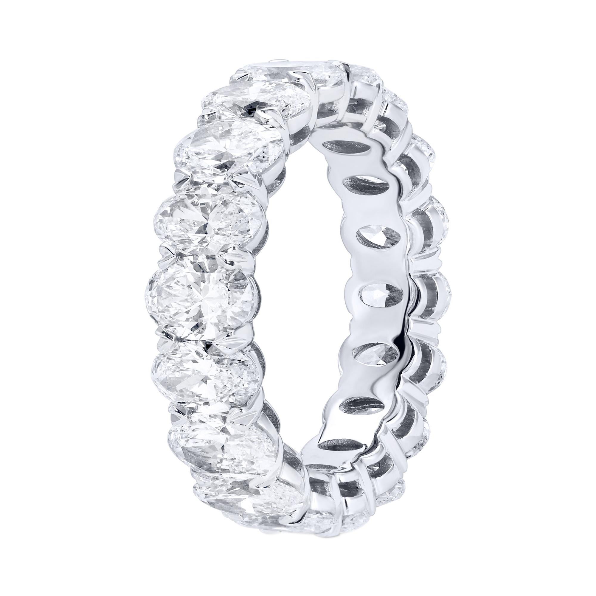 Women's or Men's Eternity Diamond Band Ring Oval Cut 5.8 Carats 18K White Gold For Sale