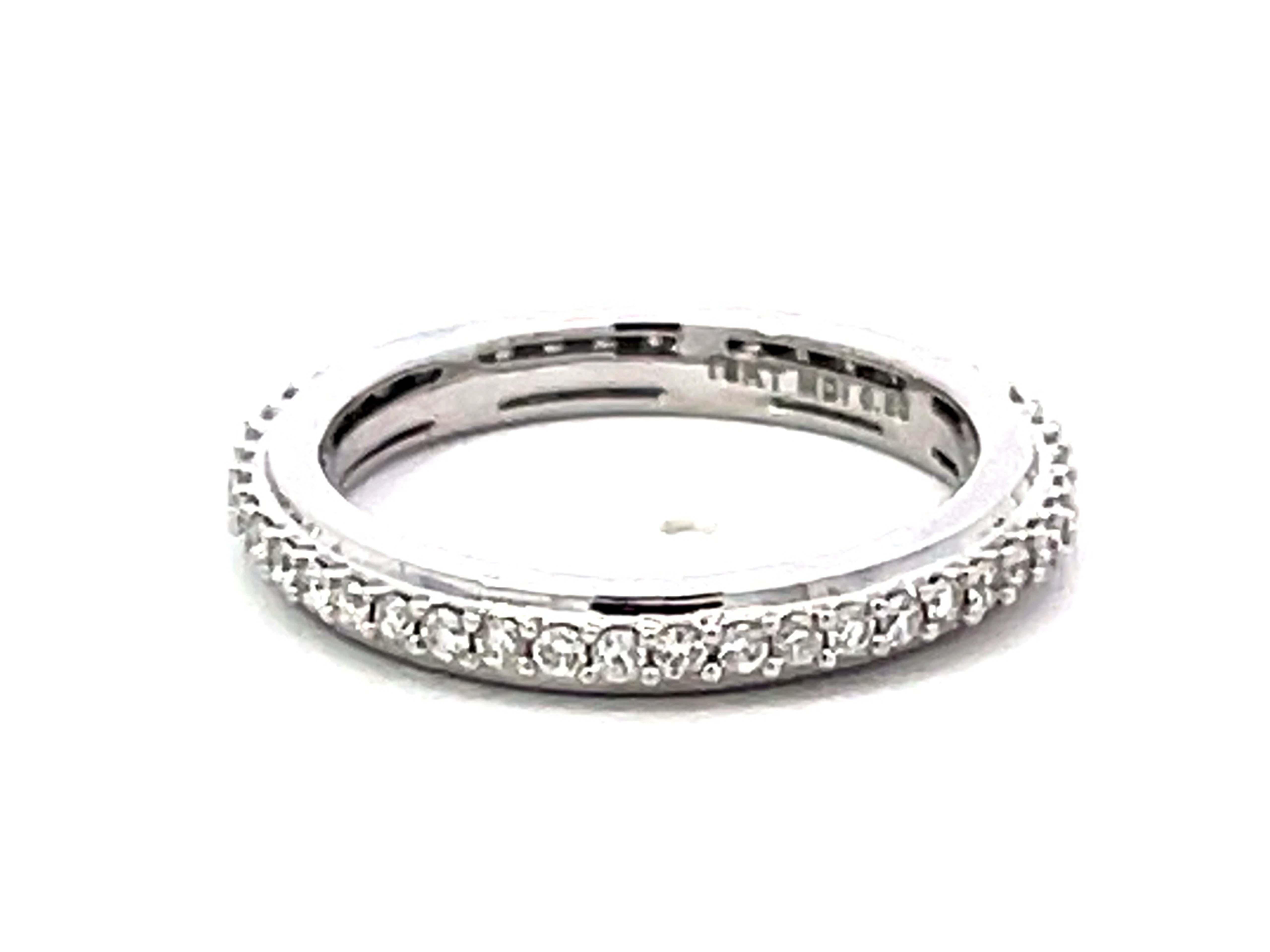 Brilliant Cut Eternity Diamond Band Ring Solid 18k White Gold For Sale