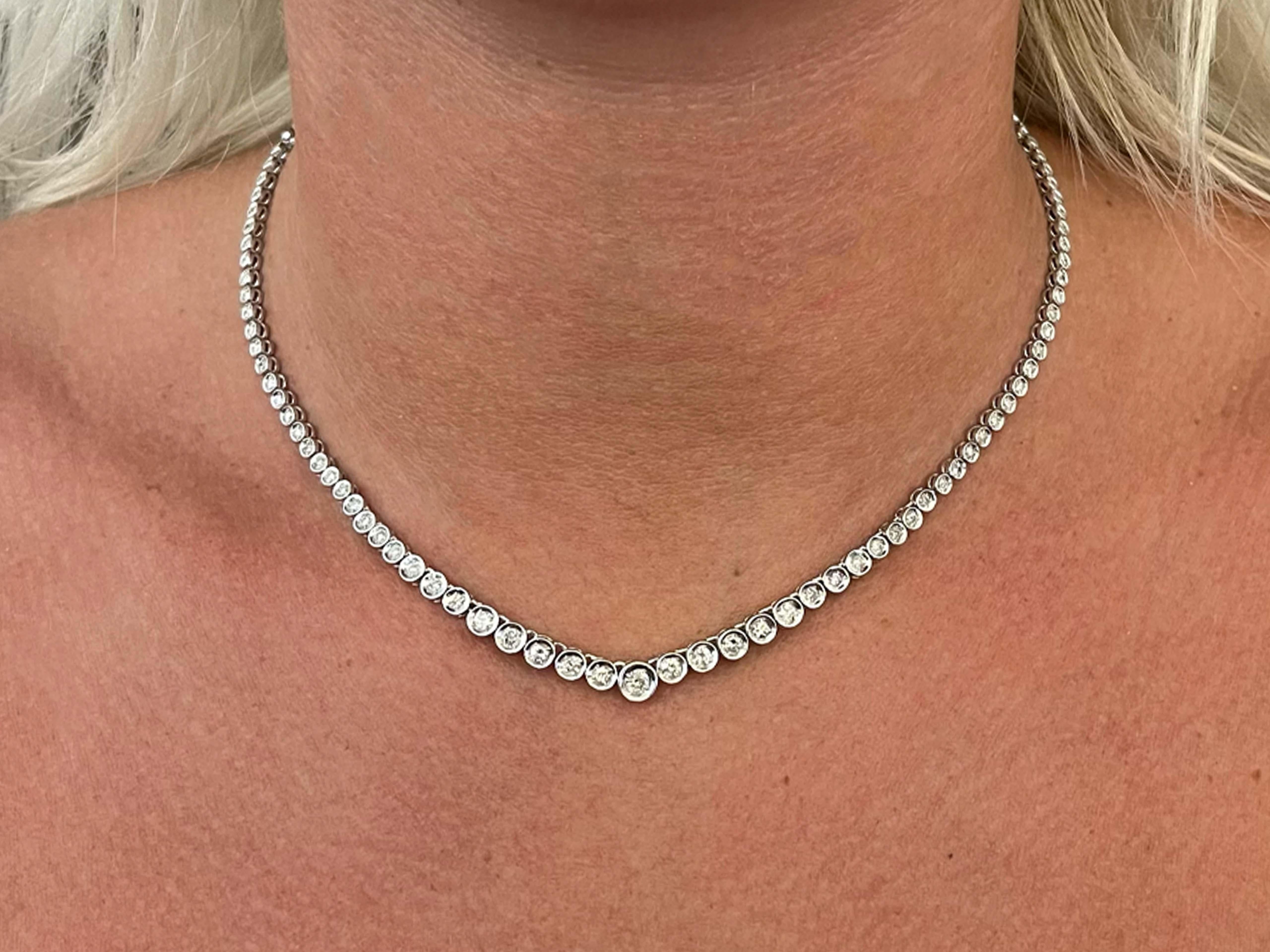 Item Specifications:

Metal: Platinum 900

Total Weight: 27.2  Grams

Chain Length: 16 inch

Diamonds: 114 Round Brilliant Diamonds

Total Diamond Weight: 3.00 Carats

Diamond Color: G-H

Diamond Clarity: SI2-I1
​
​Stamped: 