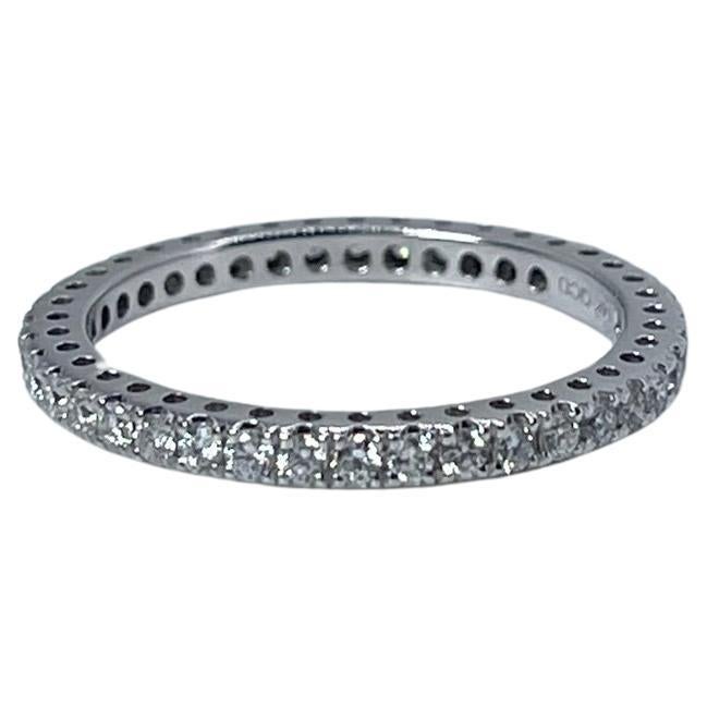 Bague d'éternité en diamant en or blanc 14 carats Bague de mariage élégante en diamant naturel 0,59 carat en vente