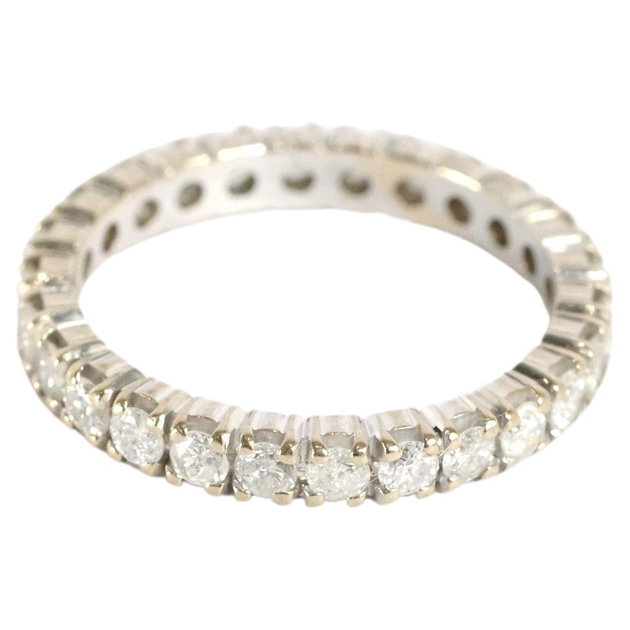 Eternity diamond ring in 18k gold, Vintage band diamond ring, 0.78 ct diamond For Sale
