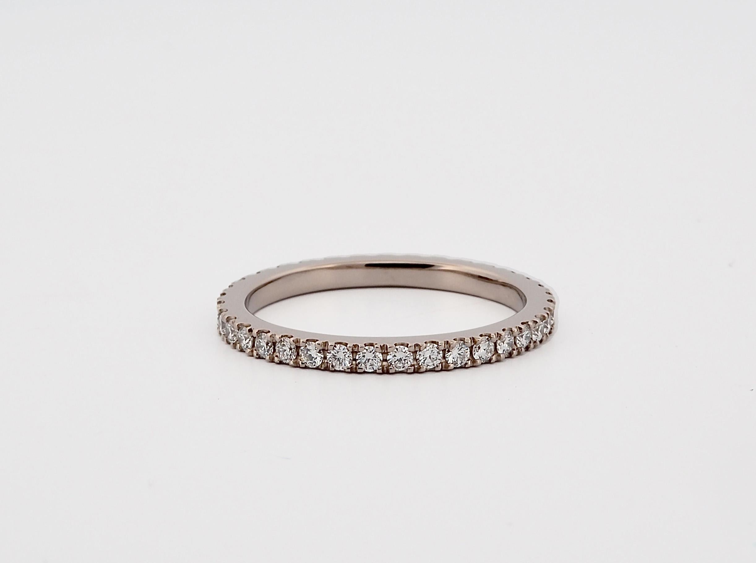 For Sale:  Eternity Diamond Ring in Solid Gold 4