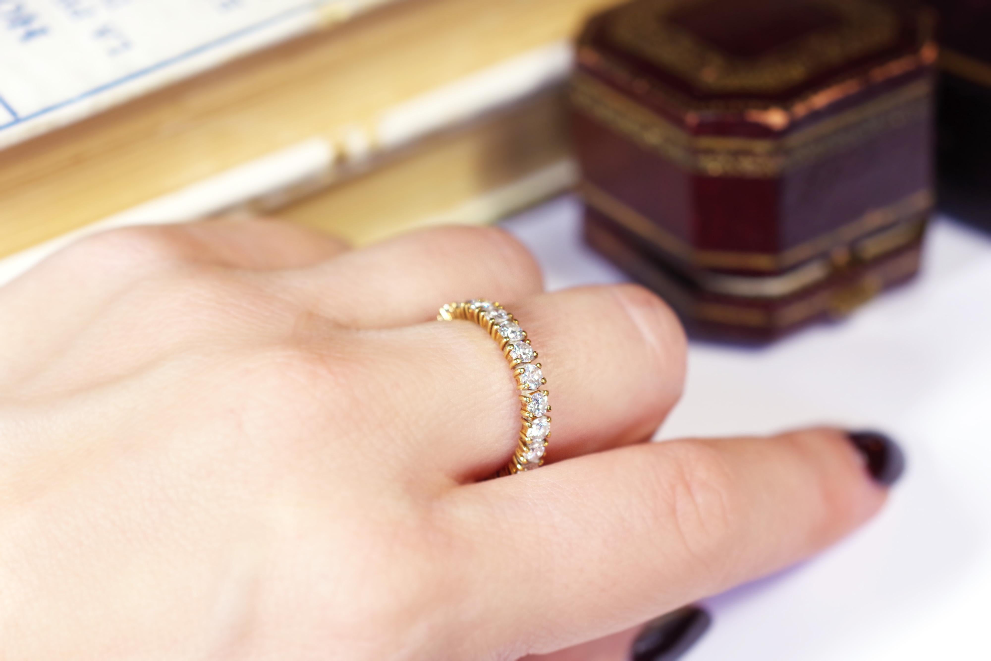 Eternity Diamond Wedding Ring in 18k Gold, Brilliant Cut Diamonds For Sale 3