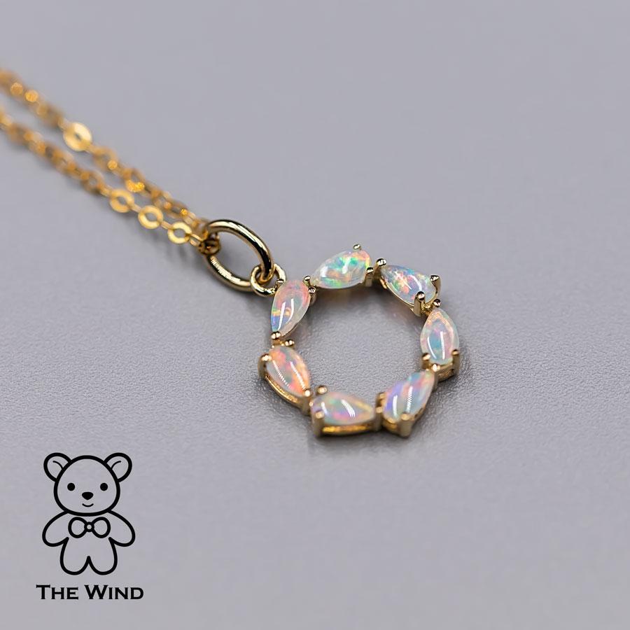 Eternidad Amor Cristal Australiano Ópalo Círculo Collar Colgante Oro Amarillo 14K.


Envío nacional gratuito USPS First Class  ¡Garantía limitada gratuita de un año!  ¡Bolsa o caja de regalo gratis con cada pedido!



El ópalo, la reina de las