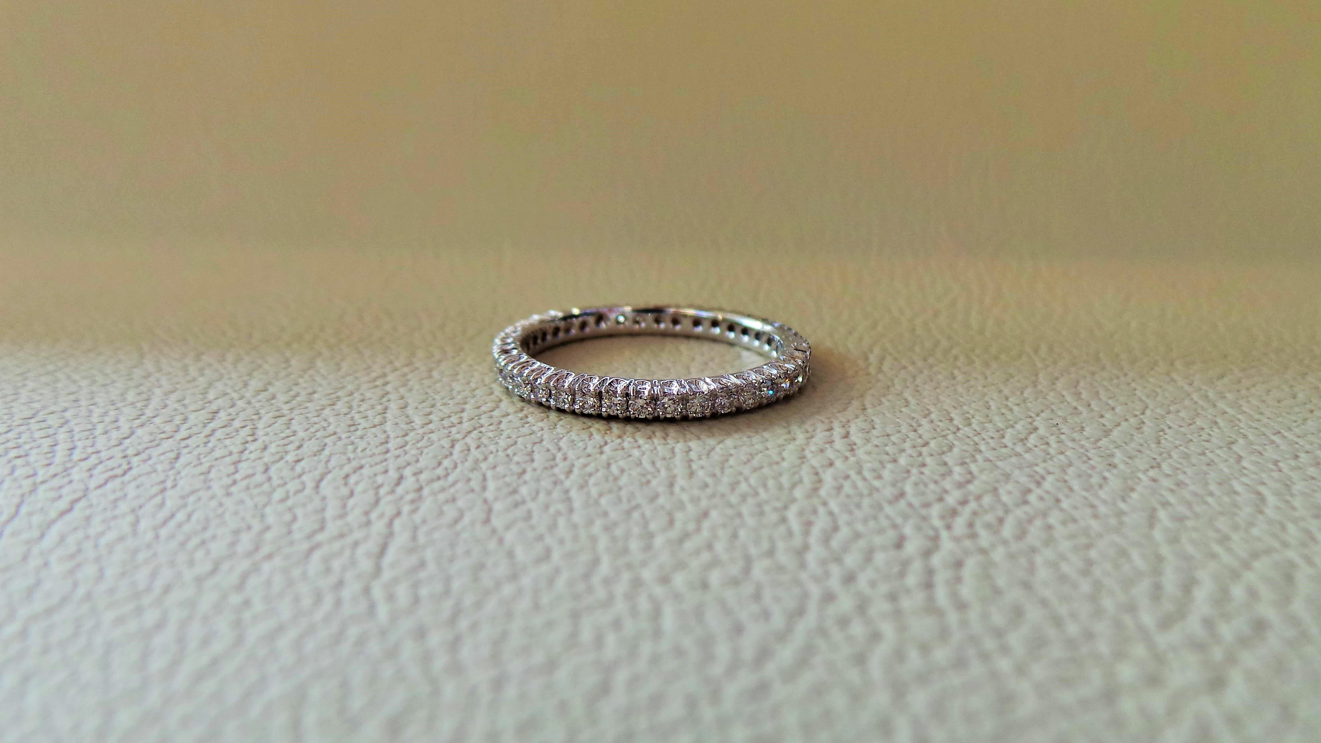 Andrea Macinai design a dedicated collection for engament rings.  
The eternity ring has diamonds all the way around the band, which symbolizes never-ending love and commitment. It's sometimes given in addition to an engagement and wedding ring,