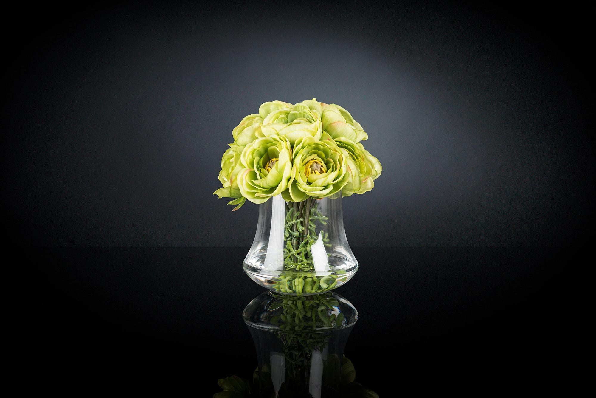 Eternity Minimes Ranunculus Bouquet Set Arrangement, Flowers, Italy For Sale 4