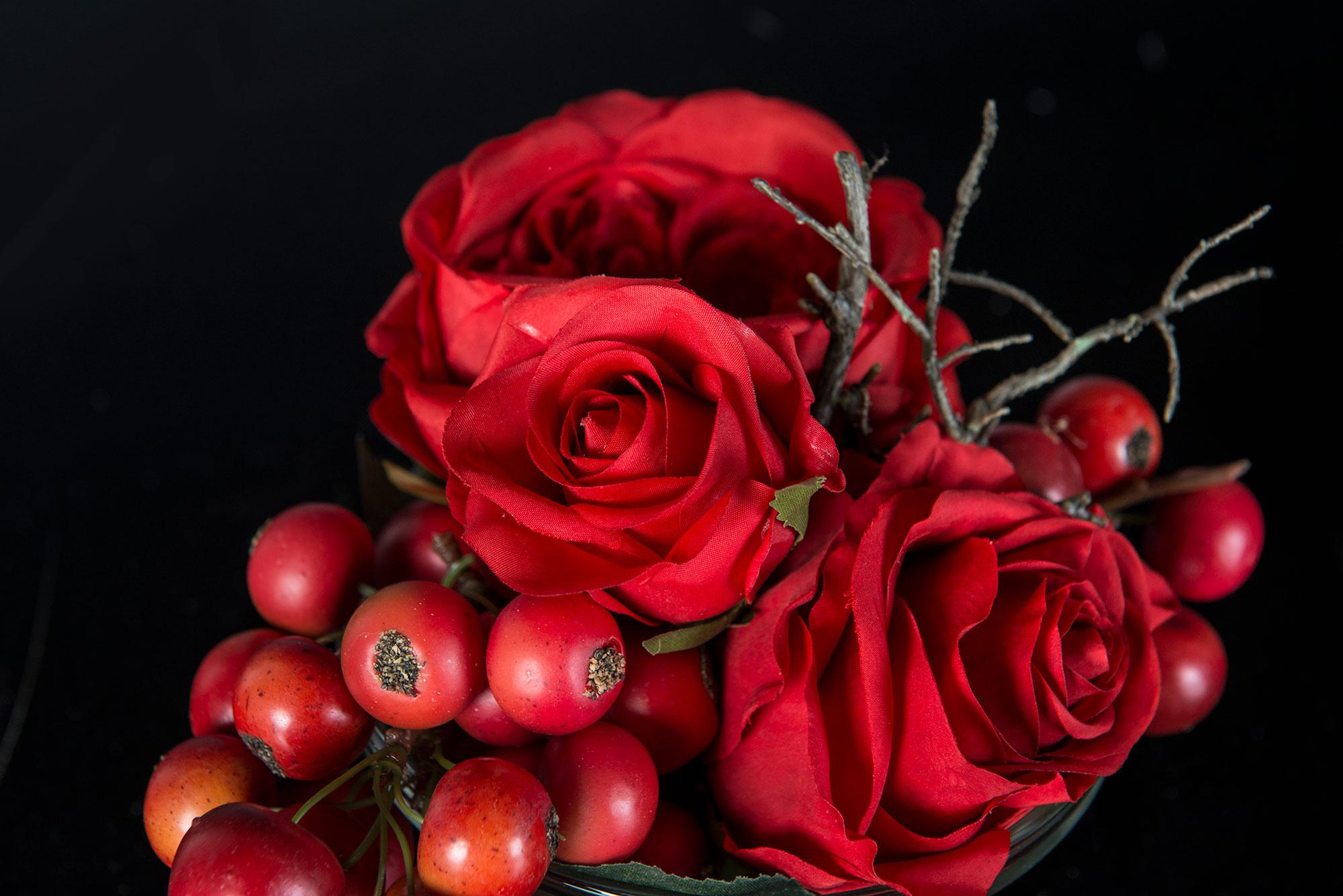 Italian Eternity Red Fruits Bouquet Set Arrangement, Flowers, Italy For Sale