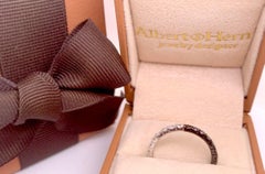 Eternity Ring 18kt Gold Black & White Diamonds