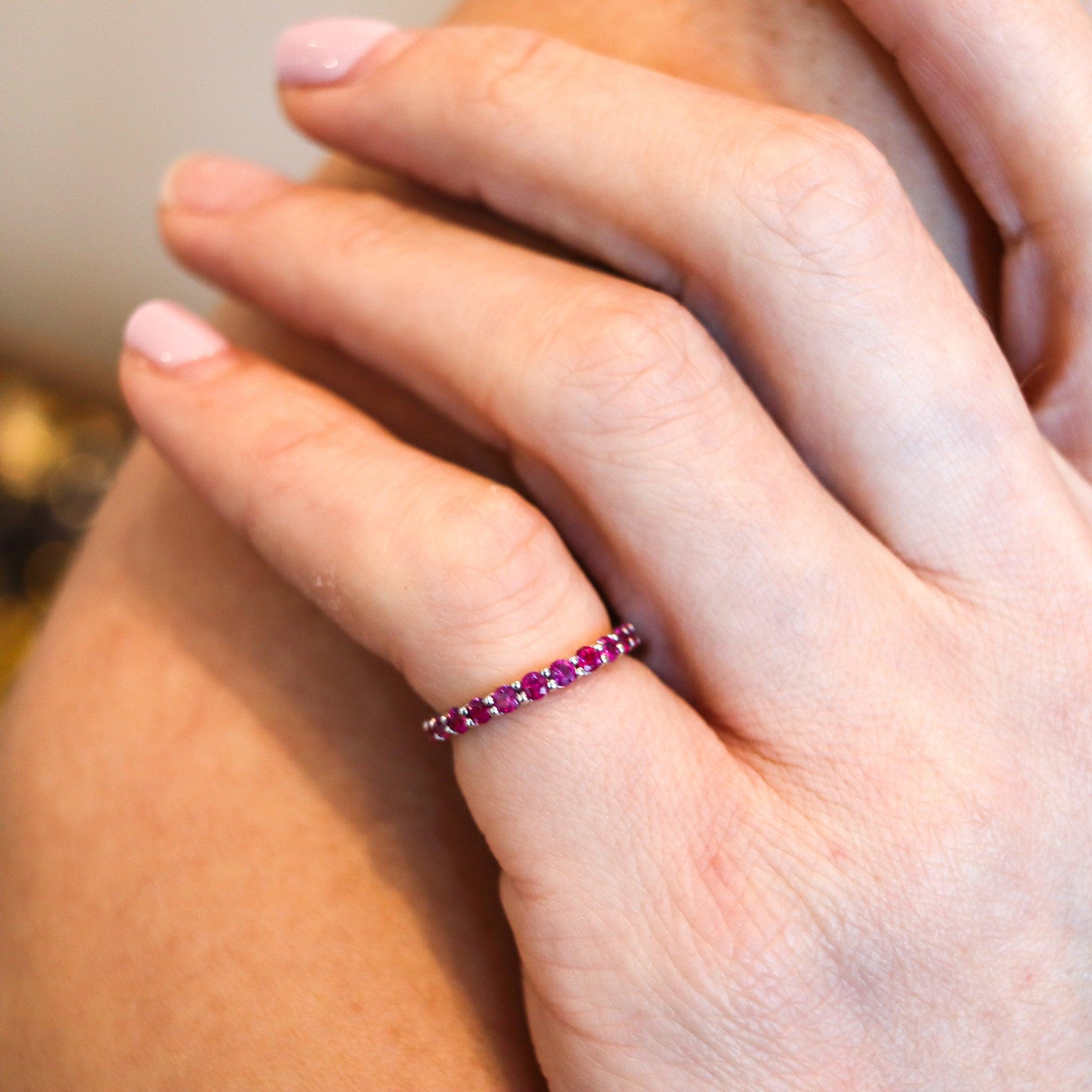 Round Cut ETERNITY Ring In 18Kt White Gold With 1.10 Ctw In Vivid Red Rubies For Sale