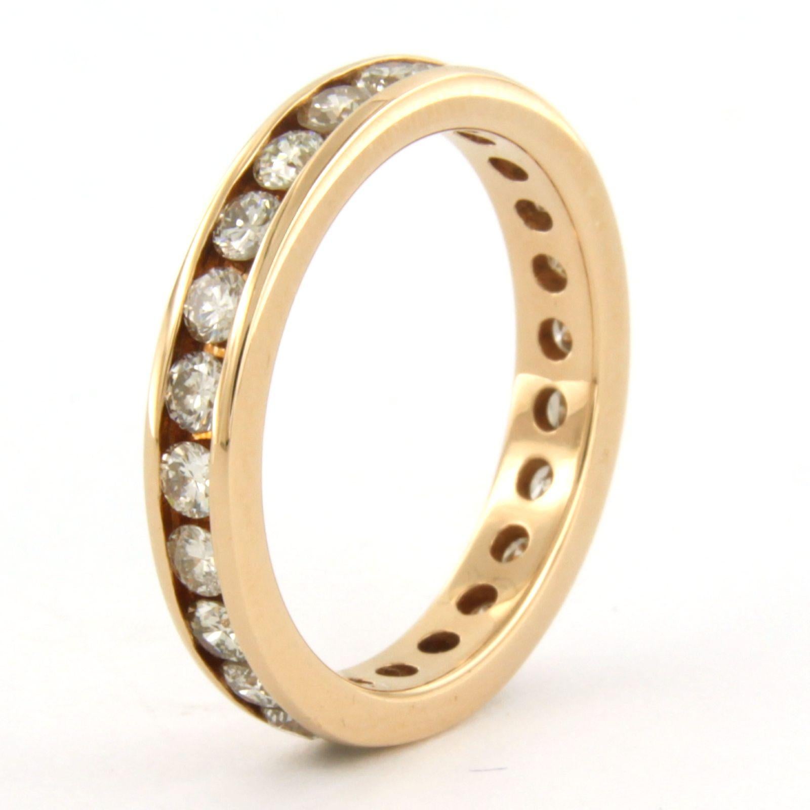 18k pink gold eternity ring with brilliant cut diamond up to. 1.26ct – K/L – SI – ring size US. 6.75 – EU. 17.25(54)

Detailed description

the top of the ring is 3.5 mm wide and 2.1 mm high

Ring size US 6.75 – EU. 17.25(54)

weight 3.6 grams

set
