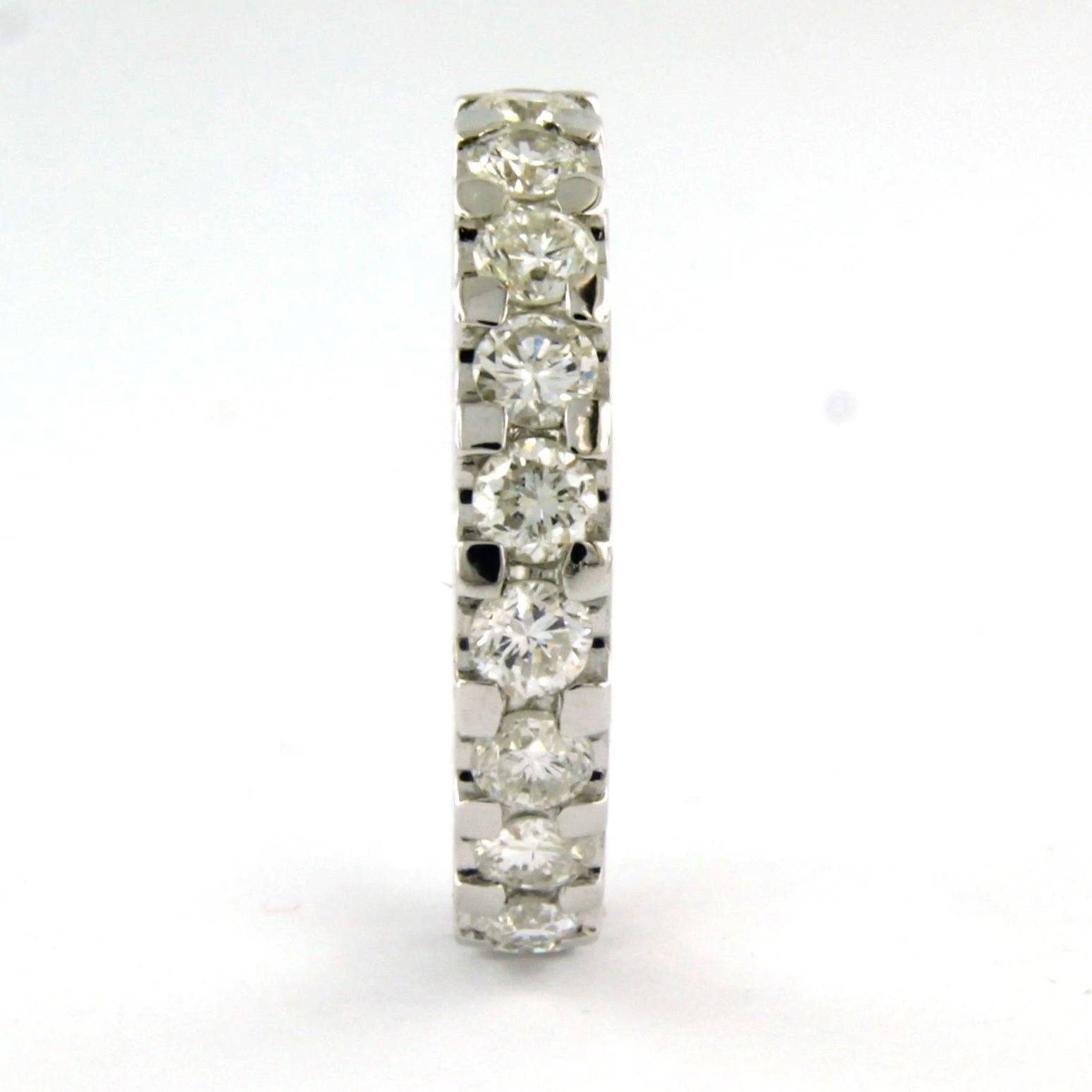 Eternity ring set with diamonds 14k white gold In New Condition For Sale In The Hague, ZH
