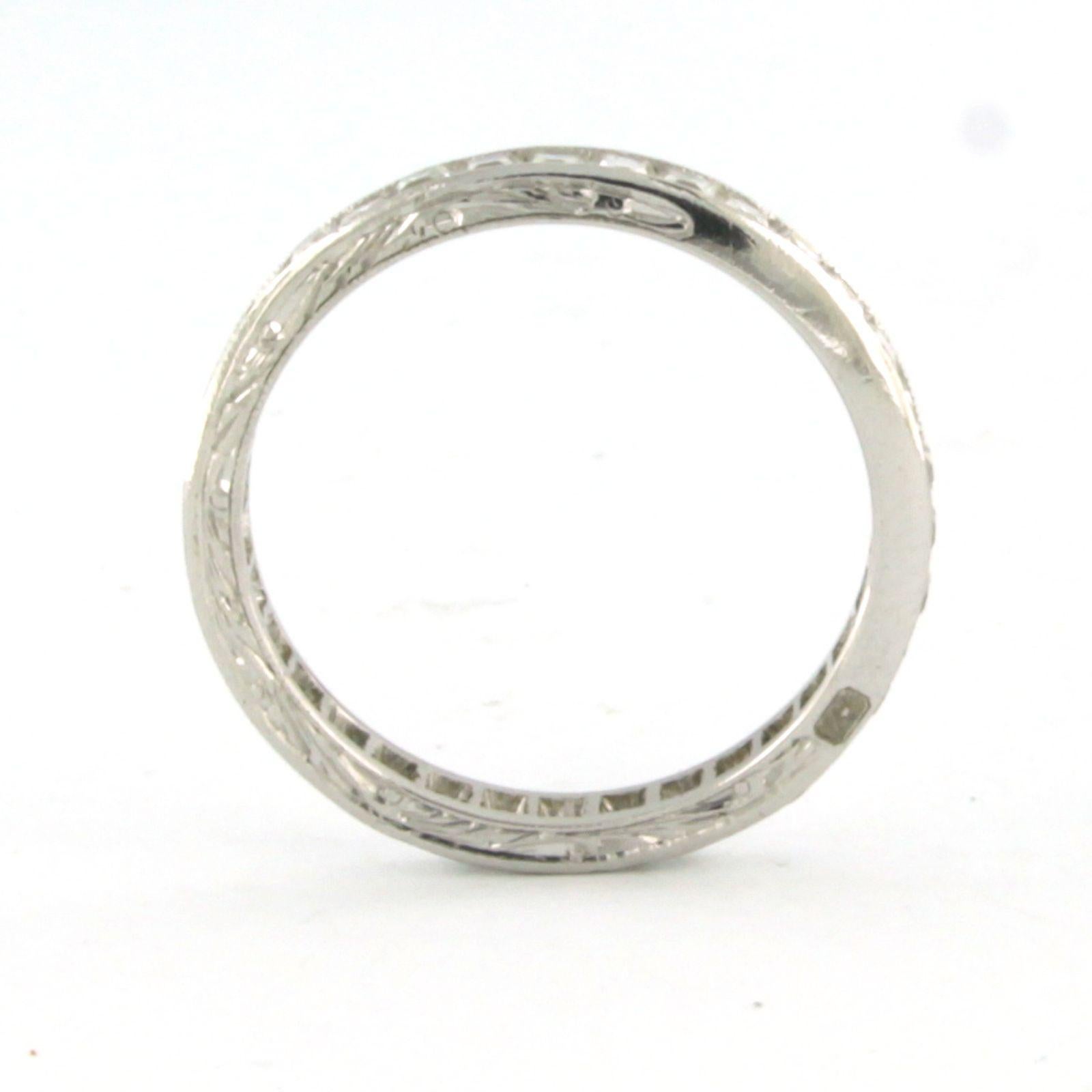 Eternity-Ring aus Platin mit Diamanten im alten Minenschliff bis zu 1,50 Karat  (Art déco)