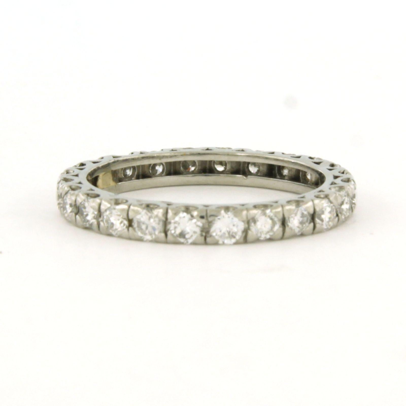 Women's Eternity ring with brilliant cut diamonds up to 1.00ct 2.8 grams platinum For Sale