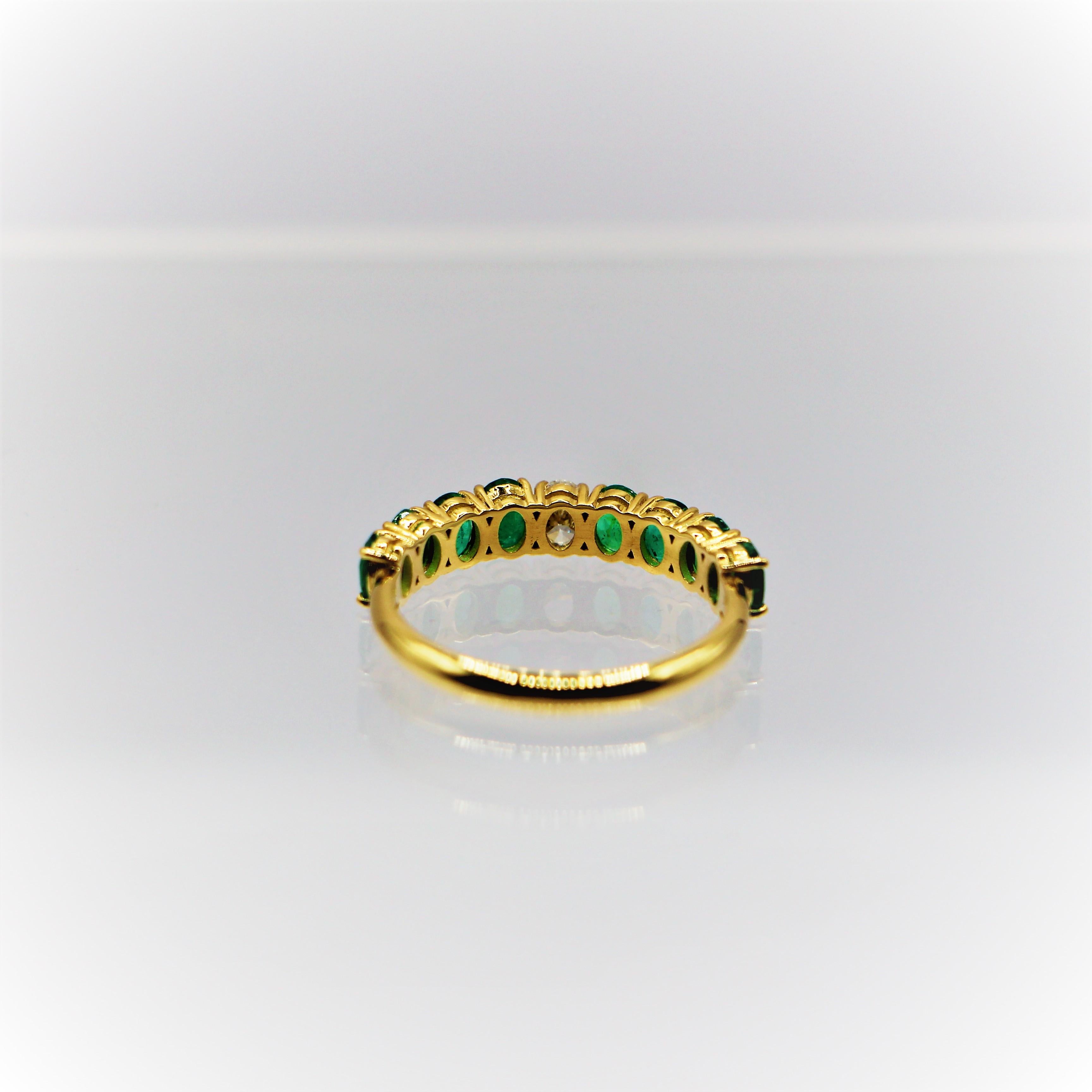 Women's Eternity Ring with Oval Brilliant Cut Green Emeralds and Diamond in 18Kt  Gold For Sale