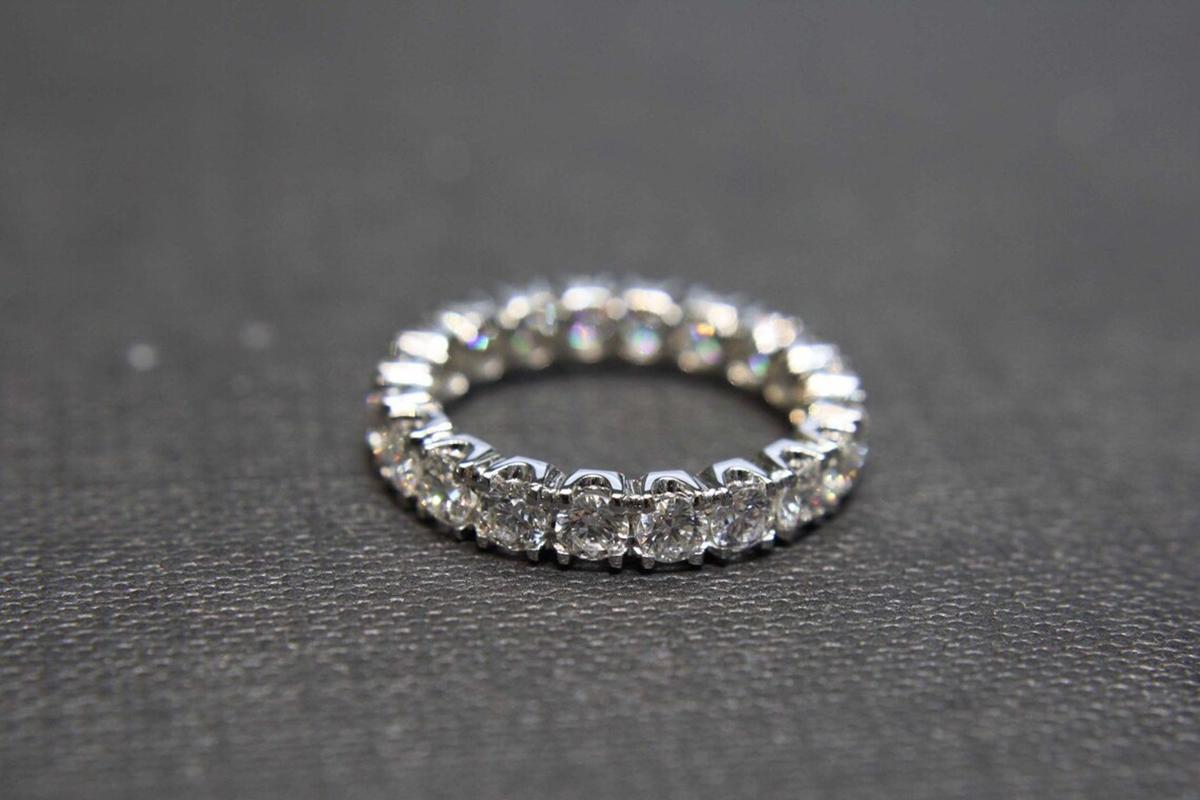 For Sale:  Eternity Round Brilliant Cut Diamond Wedding Band Ring in 18K White Gold 2