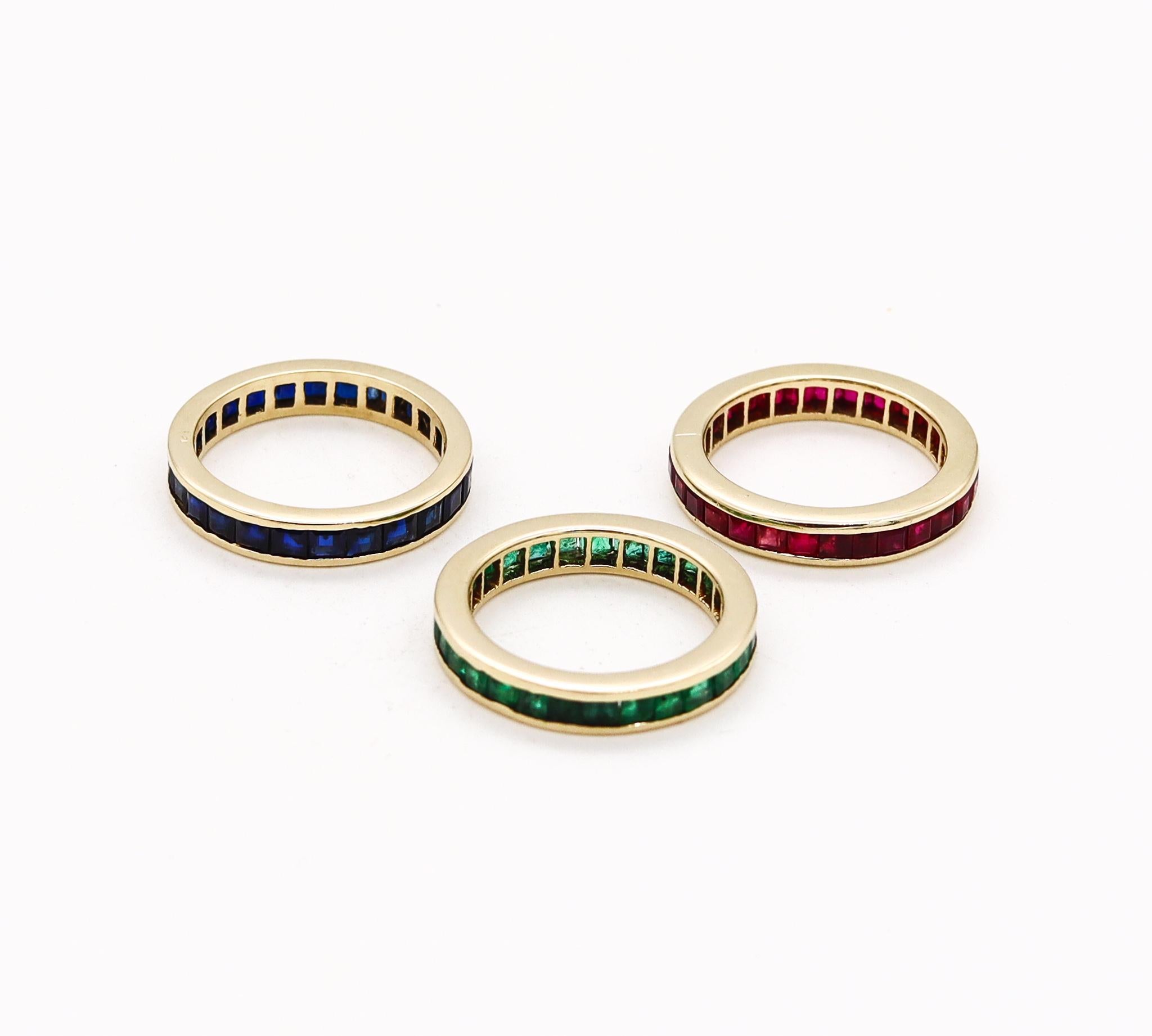 Eternity Trio Of Rings Bands In 14 Kt Gold 6.90 Ctw Sapphires Emeralds & Rubies In Excellent Condition In Miami, FL