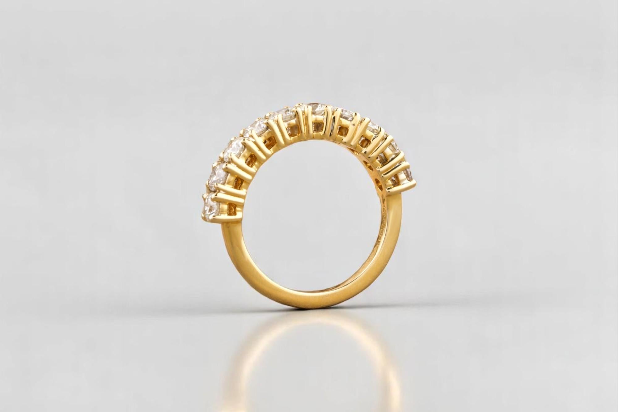 Eternity Wedding Diamond Band in 14K Solid Gold (Certified) For Sale 2