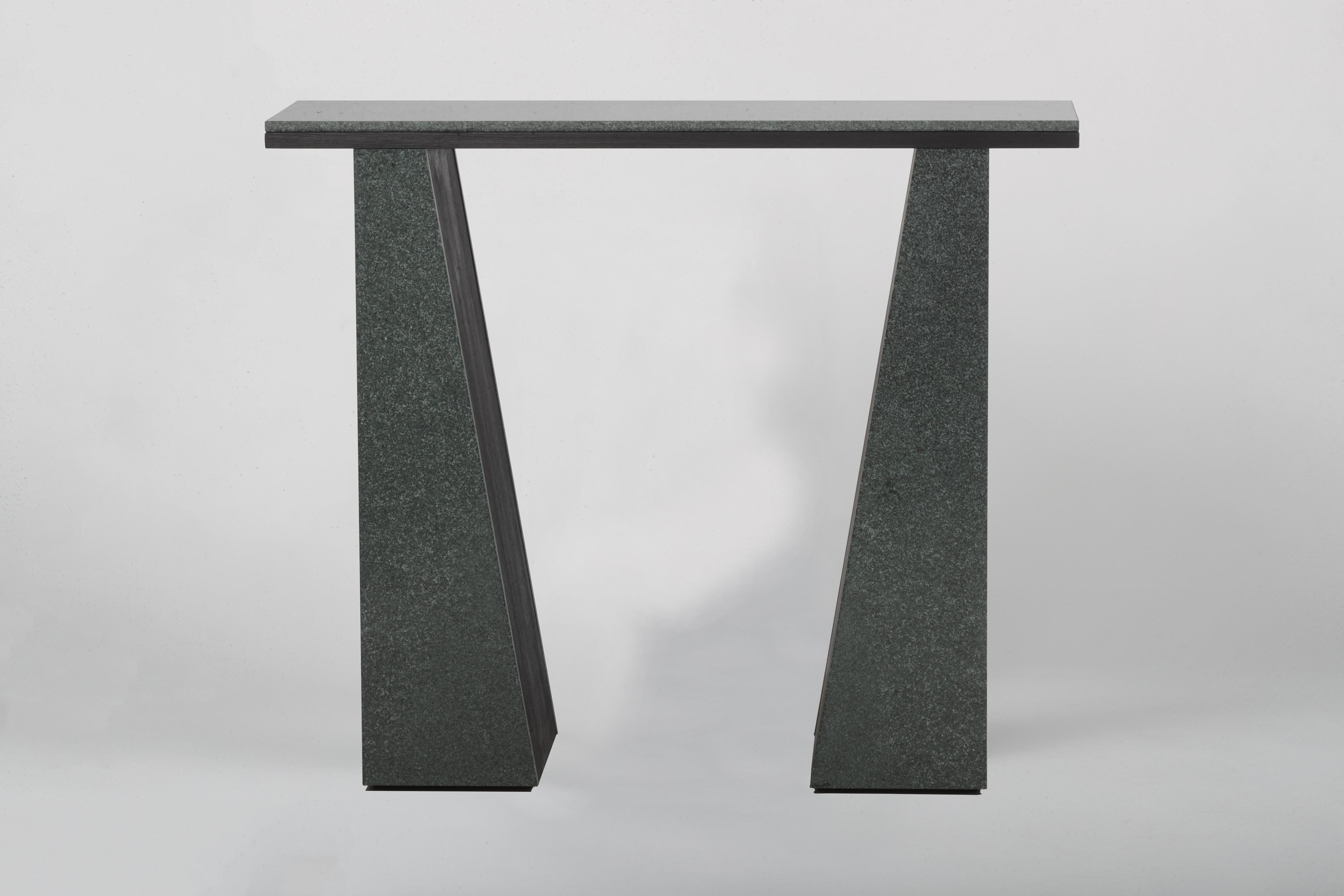 A unique complementary piece. The perfect harmony of diabase stone and black wood. It is a minimal solution for corners which need an elegant surface. Could be the first thing you’ll see in the entrance when you come home or an essential part of an