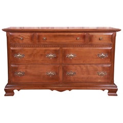 Retro Ethan Allen American Chippendale Solid Maple Seven-Drawer Dresser