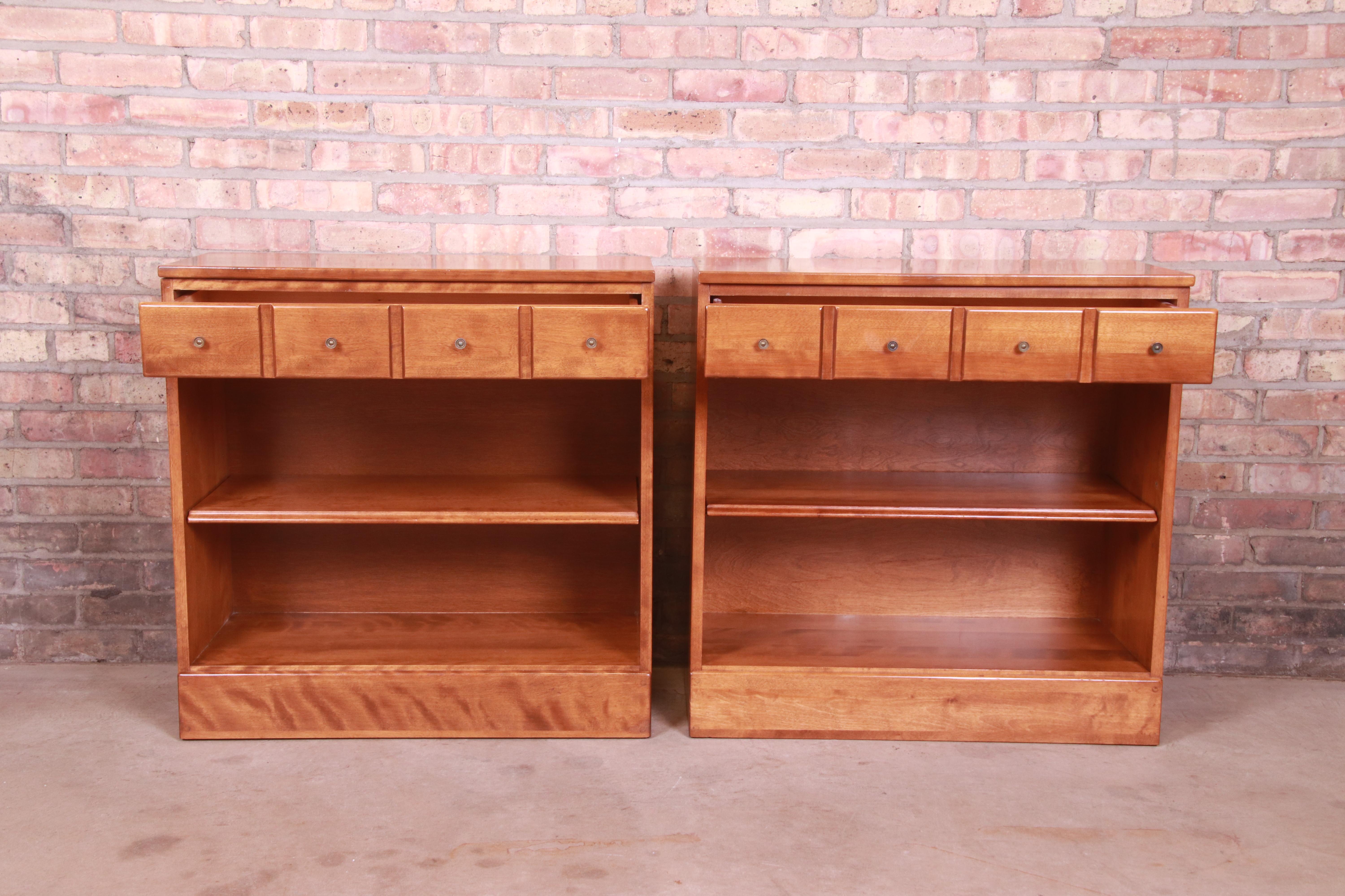 Ethan Allen American Colonial Maple Nightstands, Circa 1950s 5