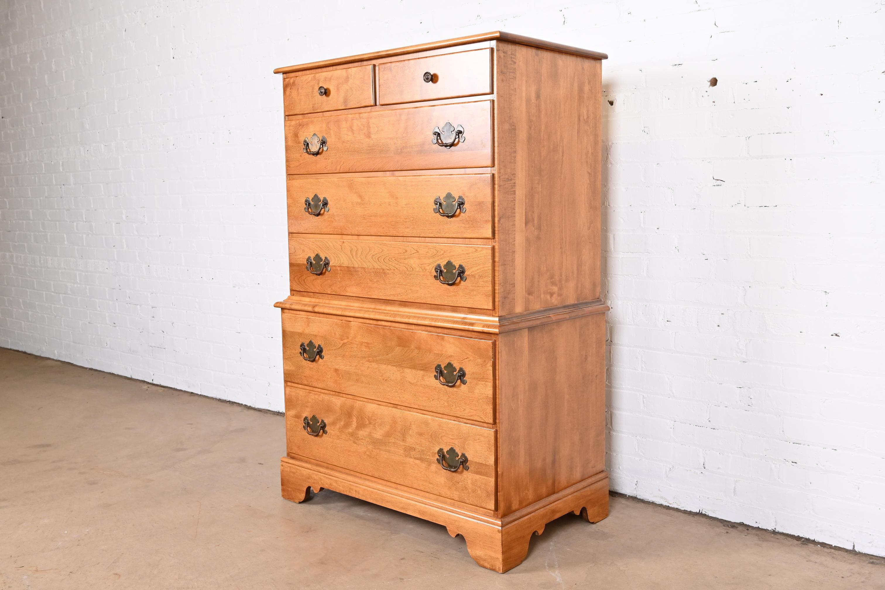 Ethan Allen American Colonial Solid Maple Highboy Dresser, Circa 1970s In Good Condition In South Bend, IN