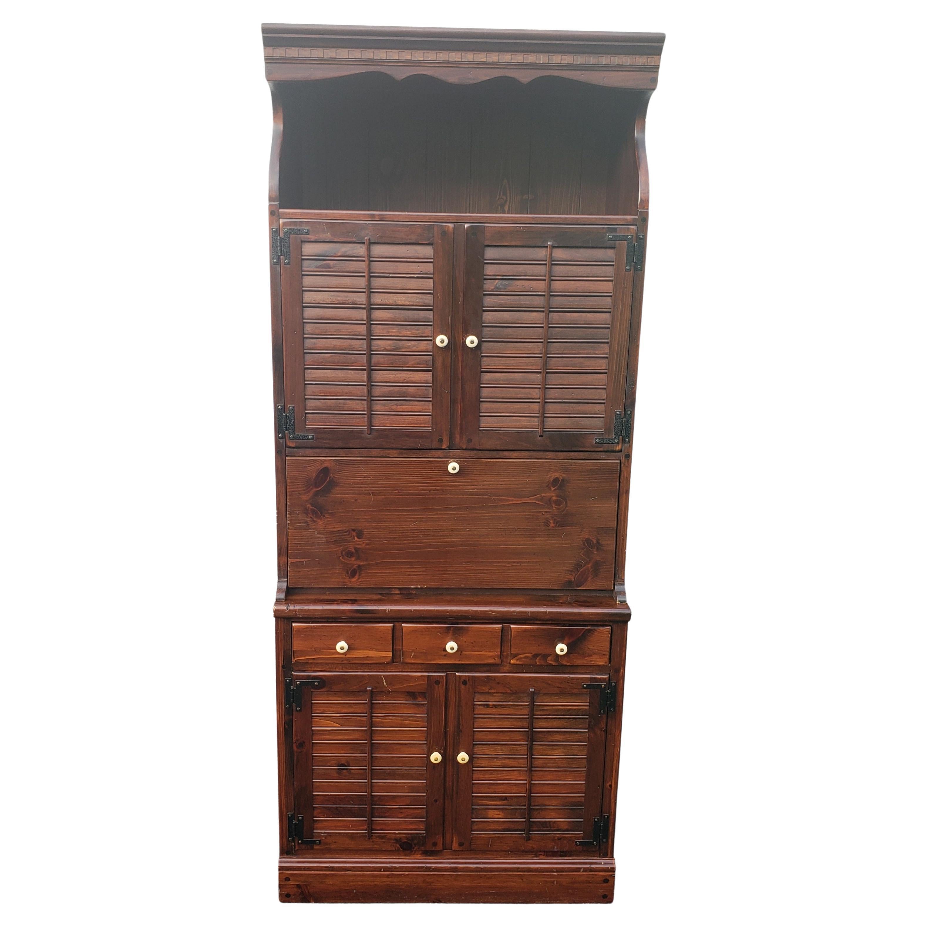 Ethan Allen Antiqued Pine Lighted Hutched Cabinet