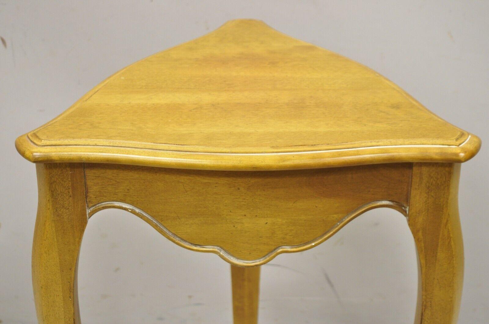 Ethan Allen Country French Triangular Maple Accent Tripod Side Table 2