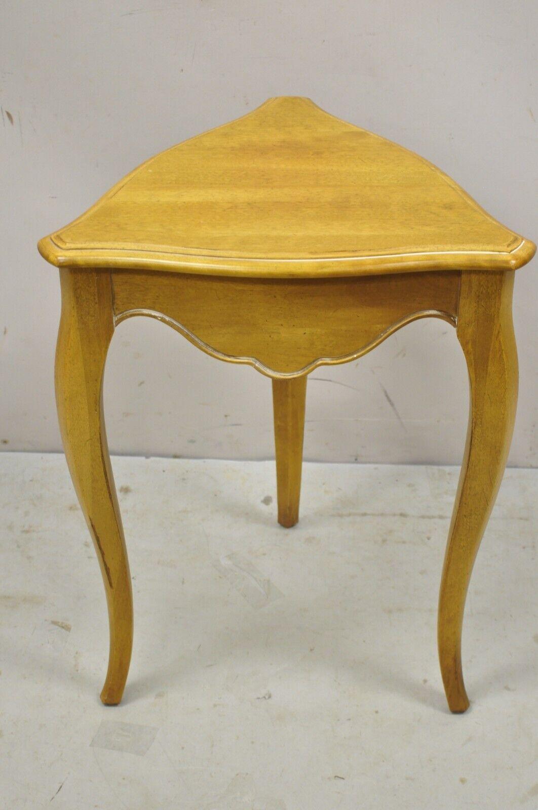 Ethan Allen Country French Triangular Maple Accent Tripod Side Table 4