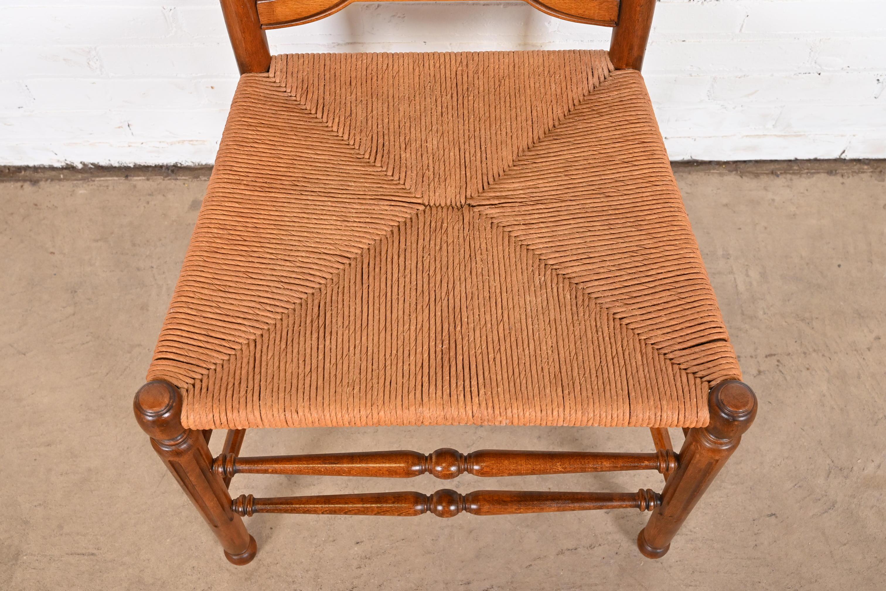 French Country Wheat Back Rush Seat Dining Chairs, Set of Eight In Good Condition In South Bend, IN