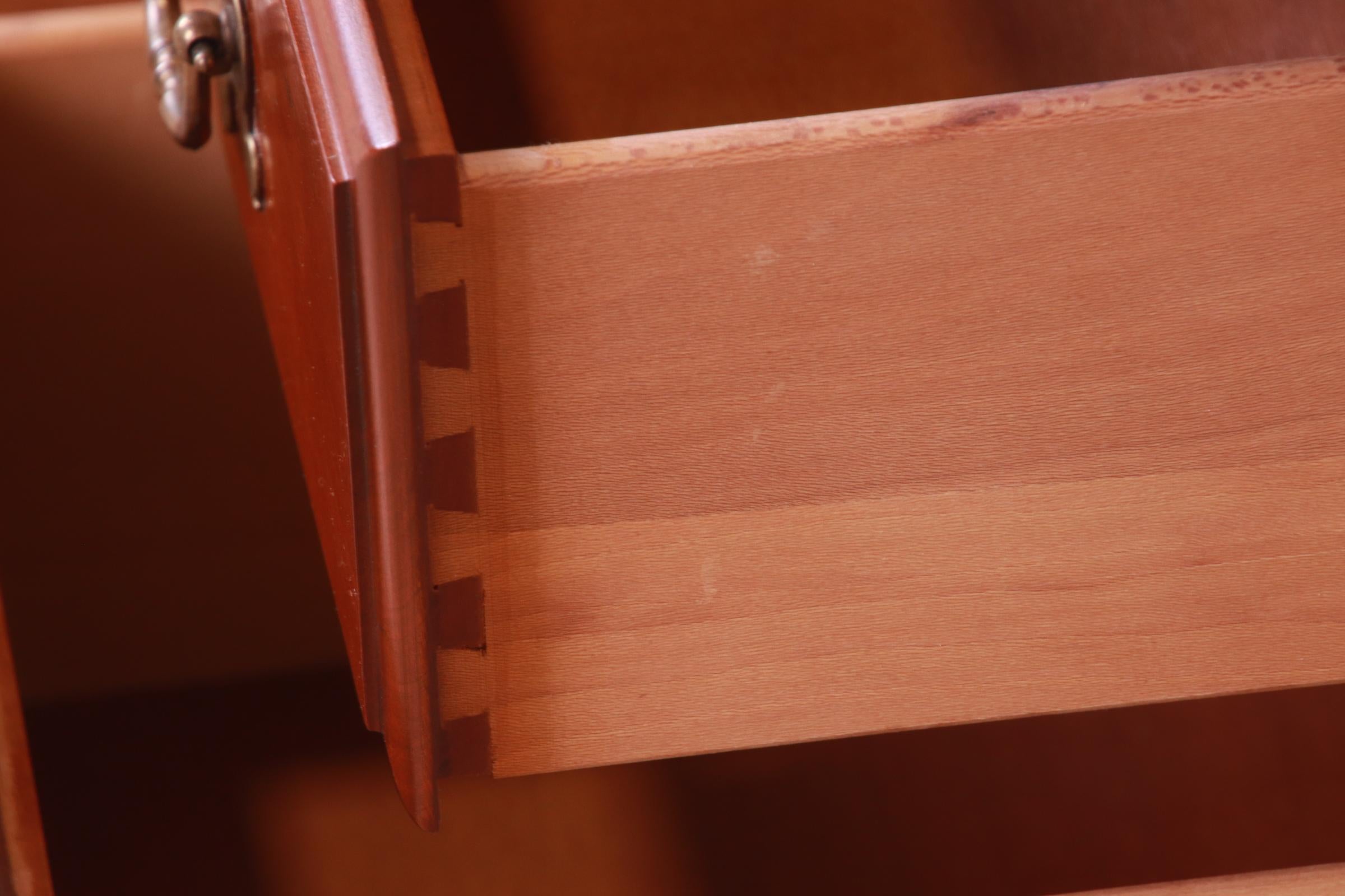 Ethan Allen Early American Solid Cherry Wood Chest of Drawers, Circa 1970s 4