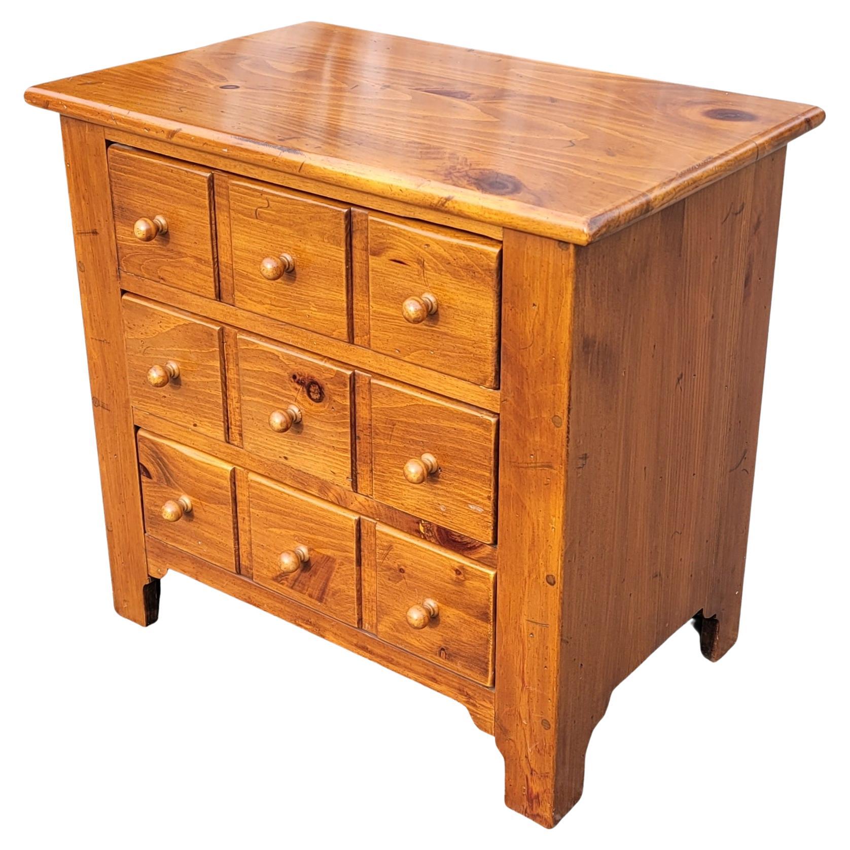 American Colonial Ethan Allen Early American Style Bedside Chest of Drawers