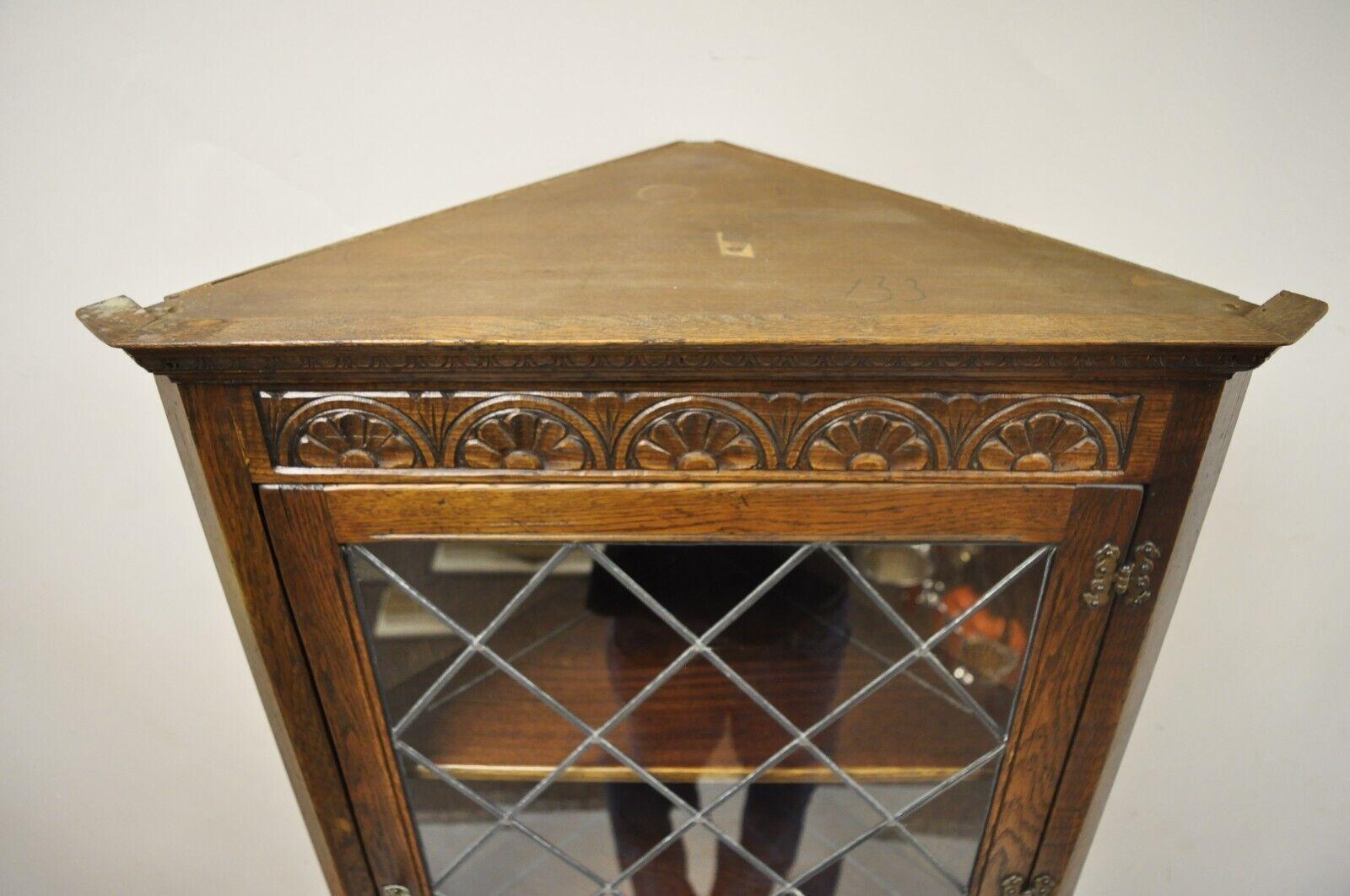 Ethan Allen England Royal Charter Oak Sussex Jacobean Curio Corner Cabinet 3