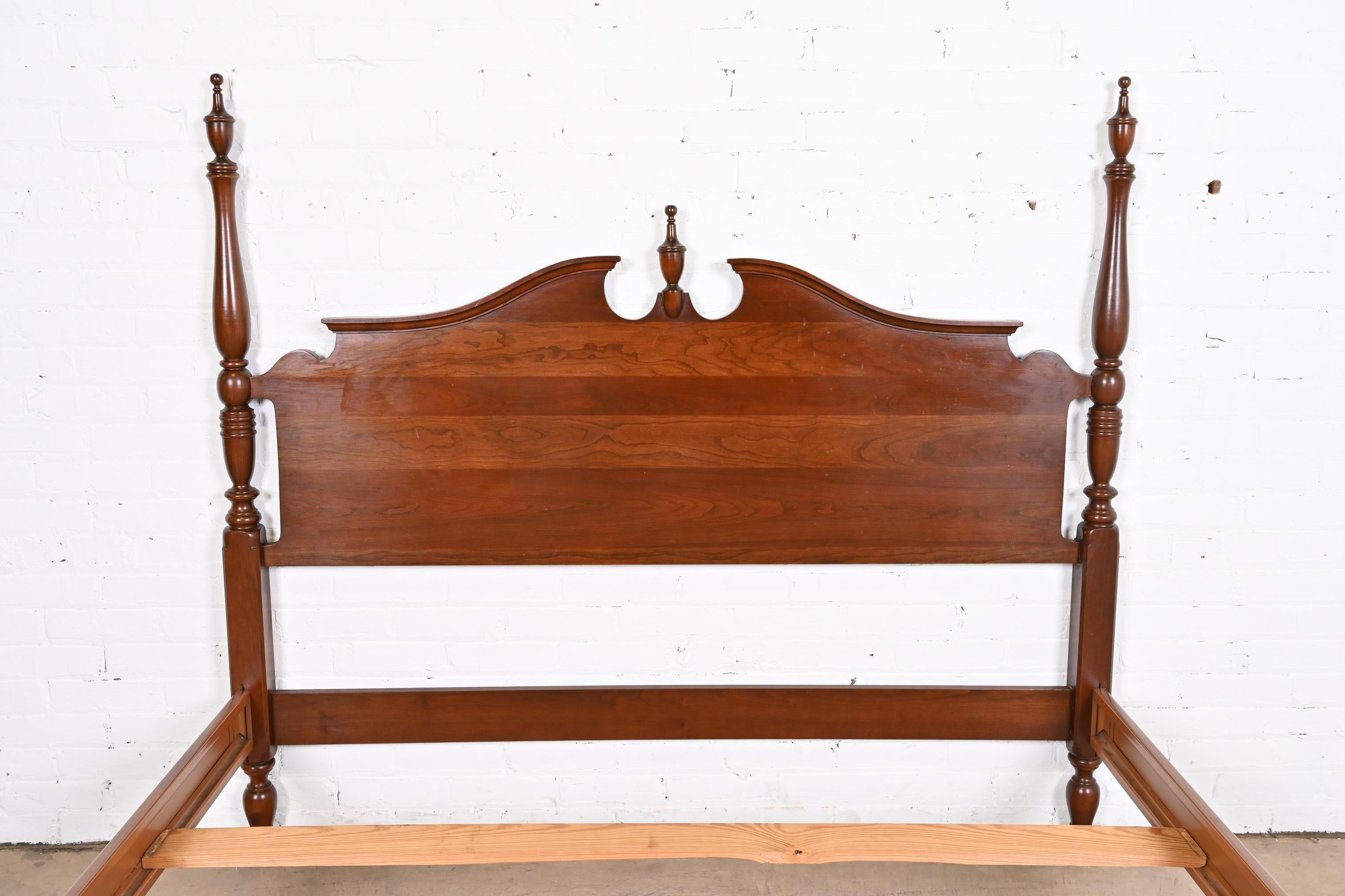 20th Century Federal Style Cherry Wood Four Poster Queen Size Bed