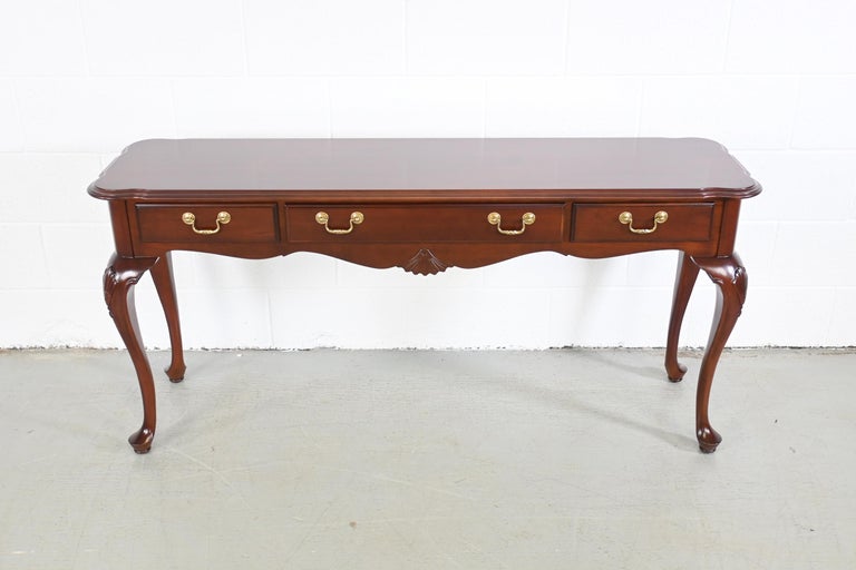 Ethan Allen French Cherry Console or Entry Table For Sale at 1stDibs