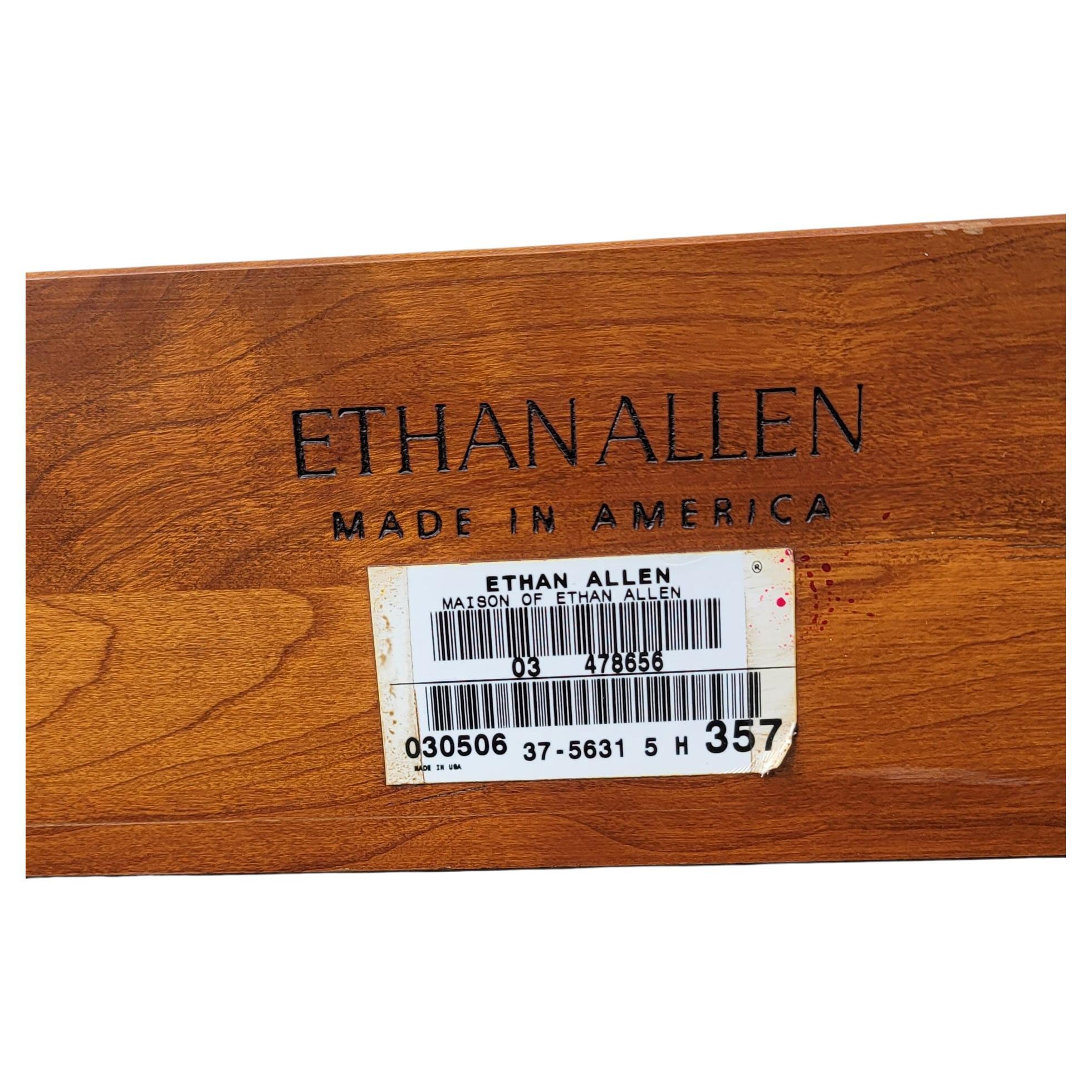 For those who desire simple refinement, Ethan Allen's French Country collection is Parisian perfection. This Wheatback Queen / Full size headboard is finely crafted of birch with a stain and glazed Provence finish.