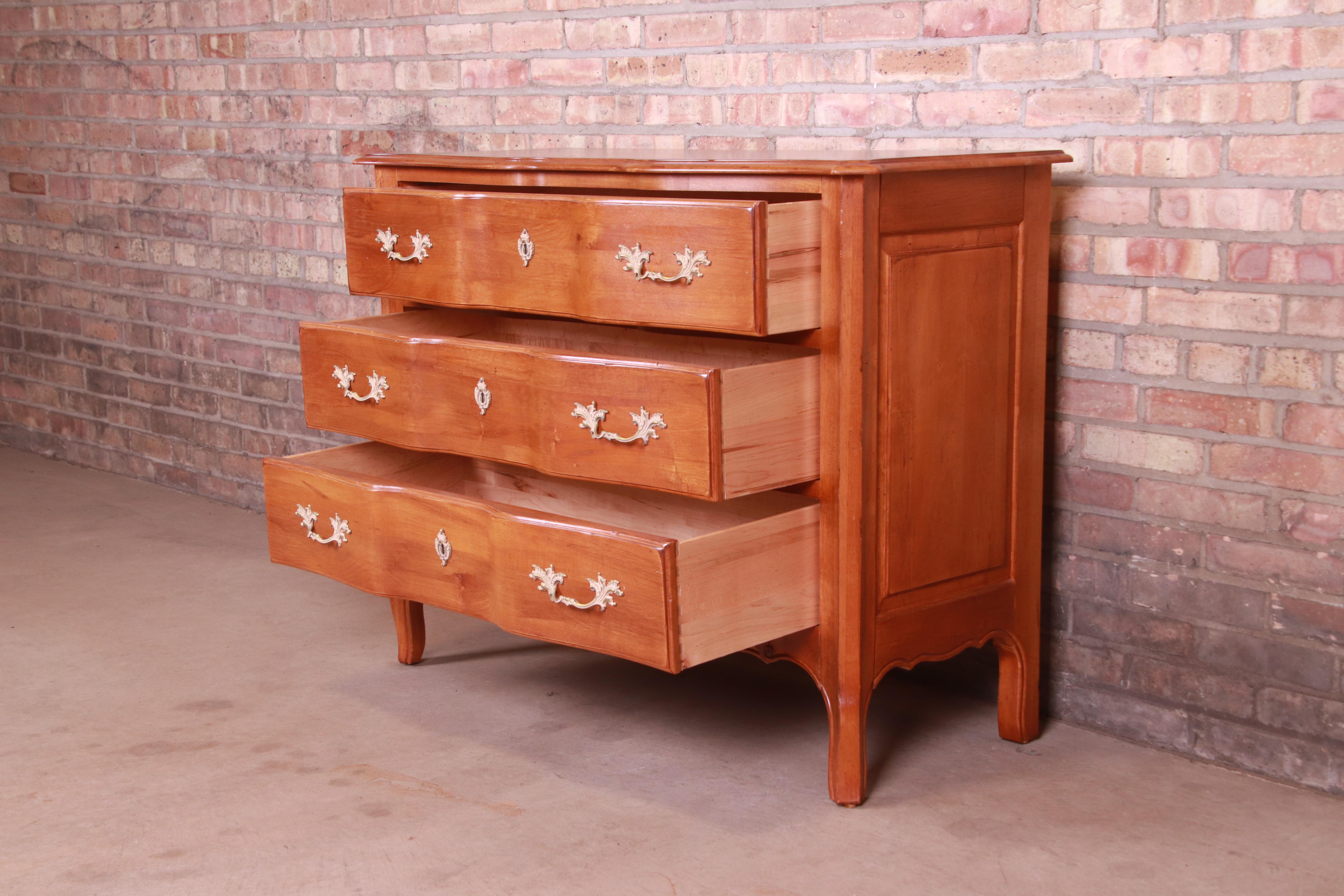 Ethan Allen French Provincial Louis XV Carved Maple Chest of Drawers, Refinished 1