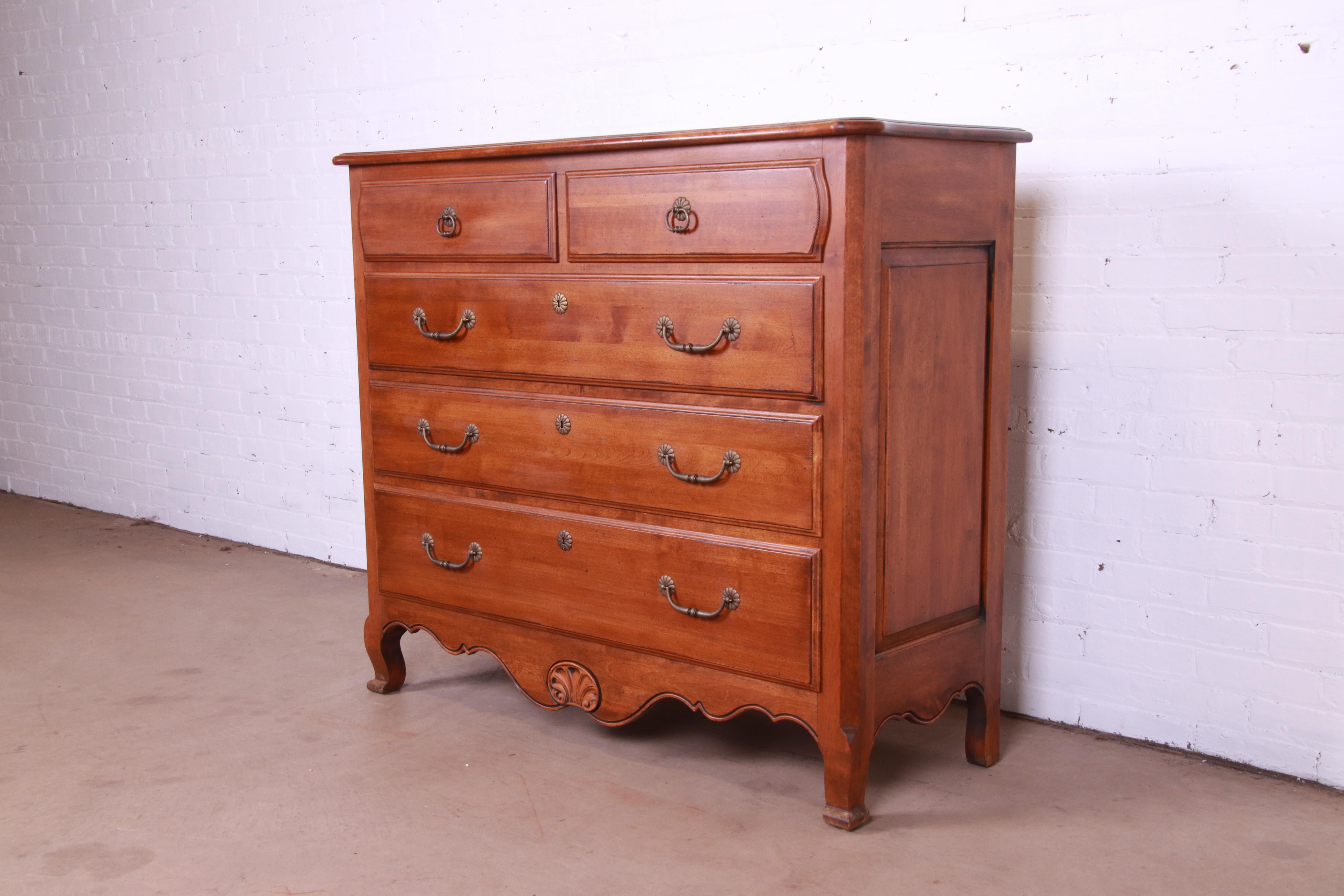 French Provincial Louis XV Solid Maple Chest of Drawers In Good Condition In South Bend, IN