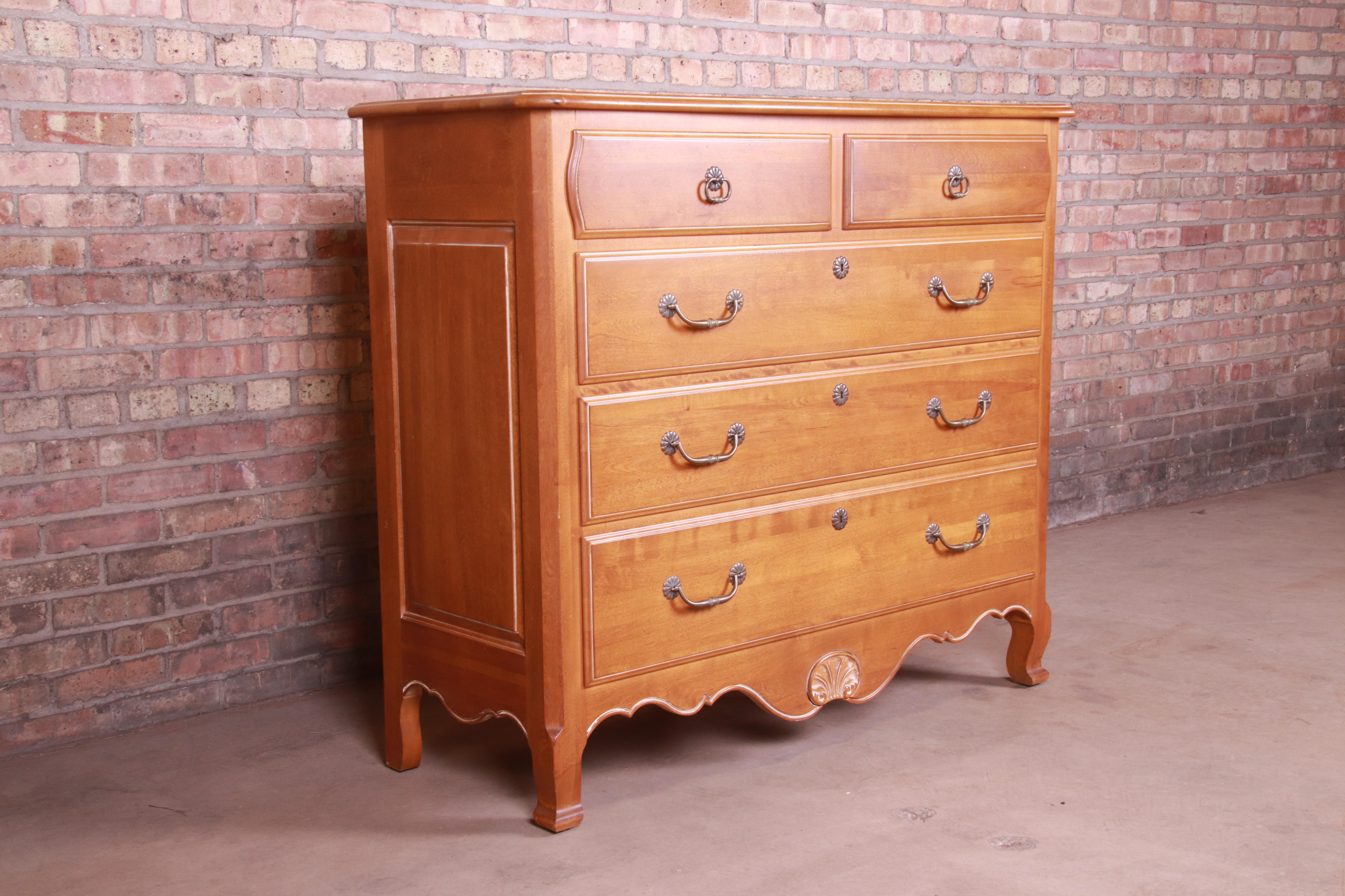 American Ethan Allen French Provincial Louis XV Solid Maple Chest of Drawers