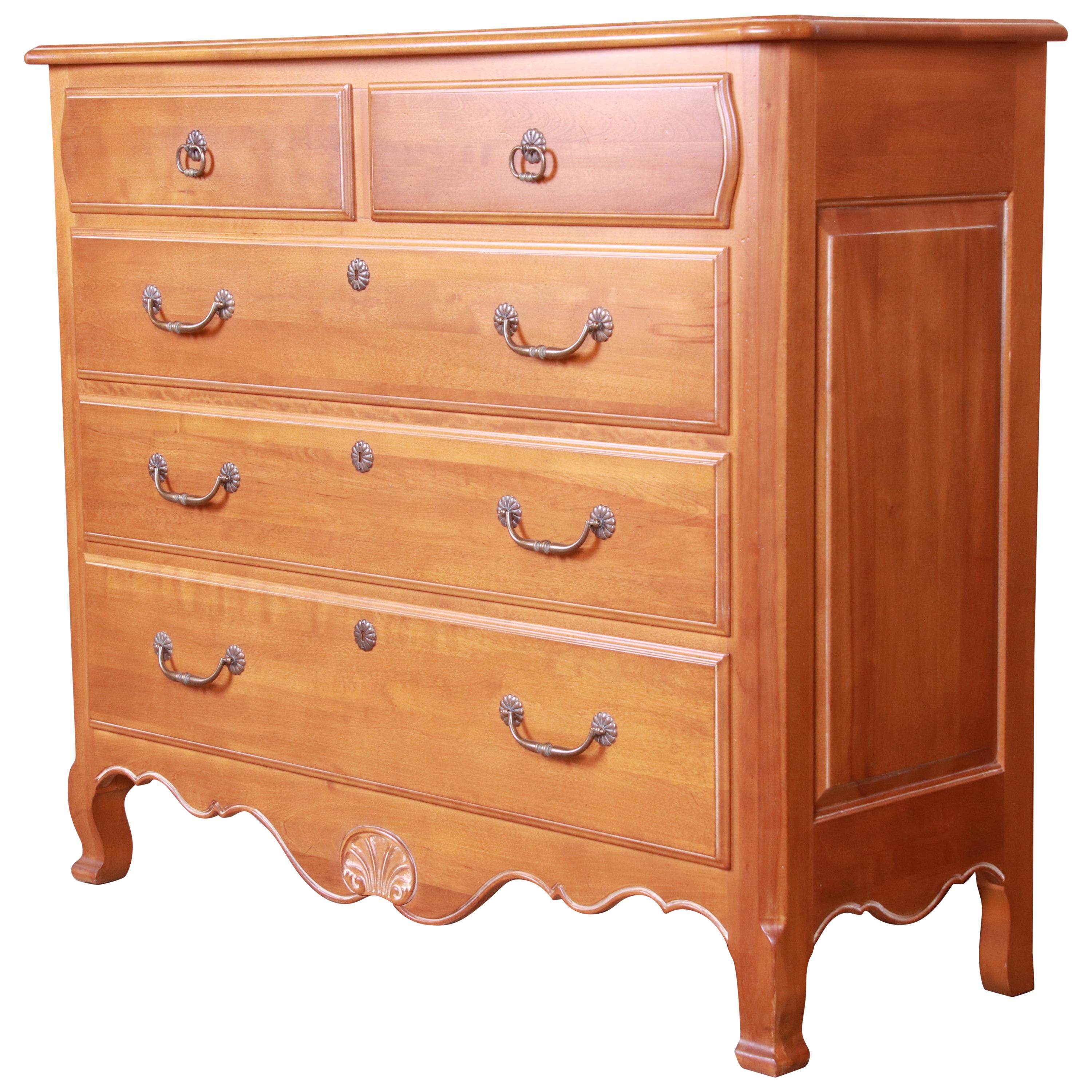 Ethan Allen French Provincial Louis XV Solid Maple Chest of Drawers
