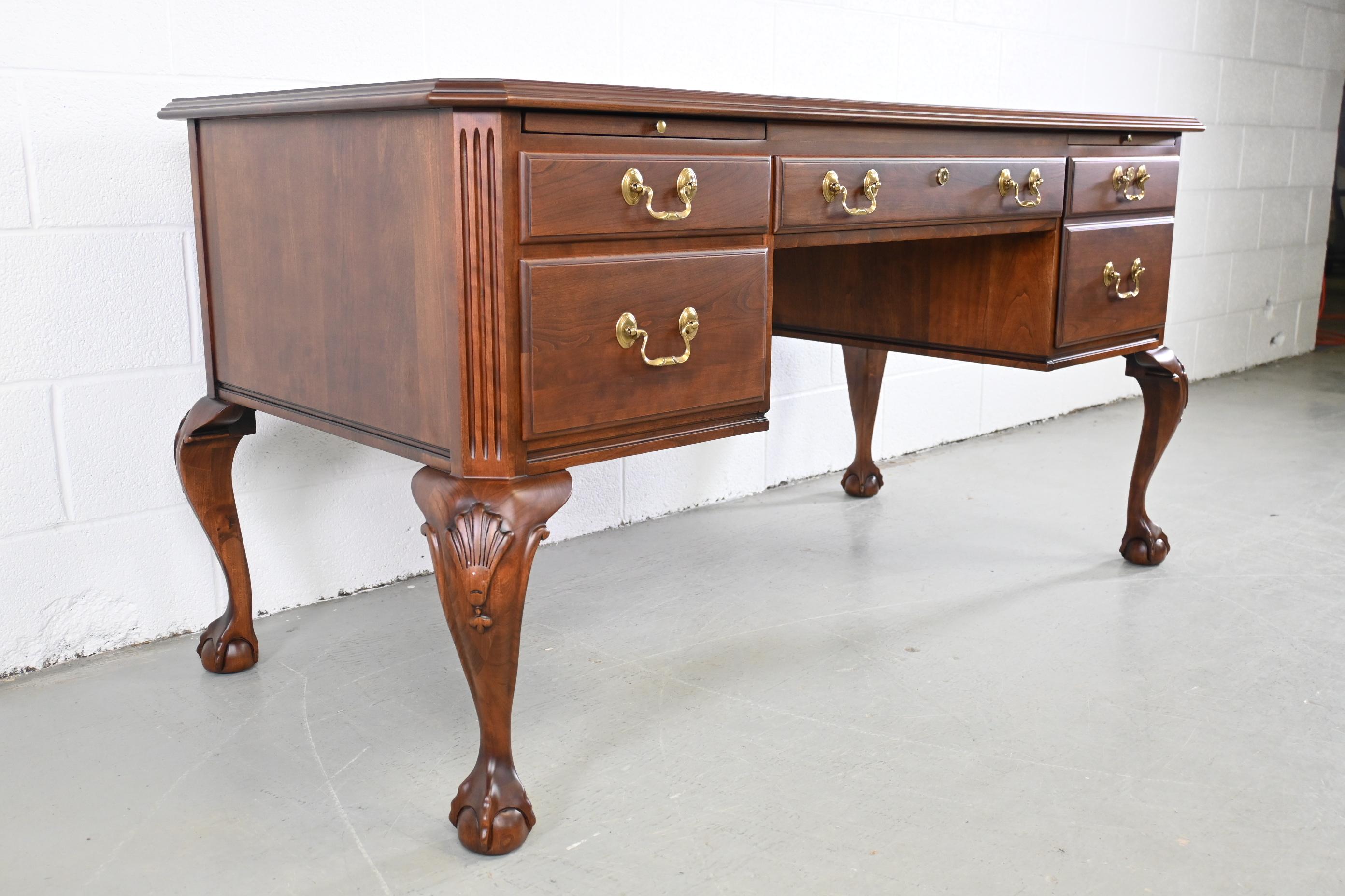 ethan allen executive desk