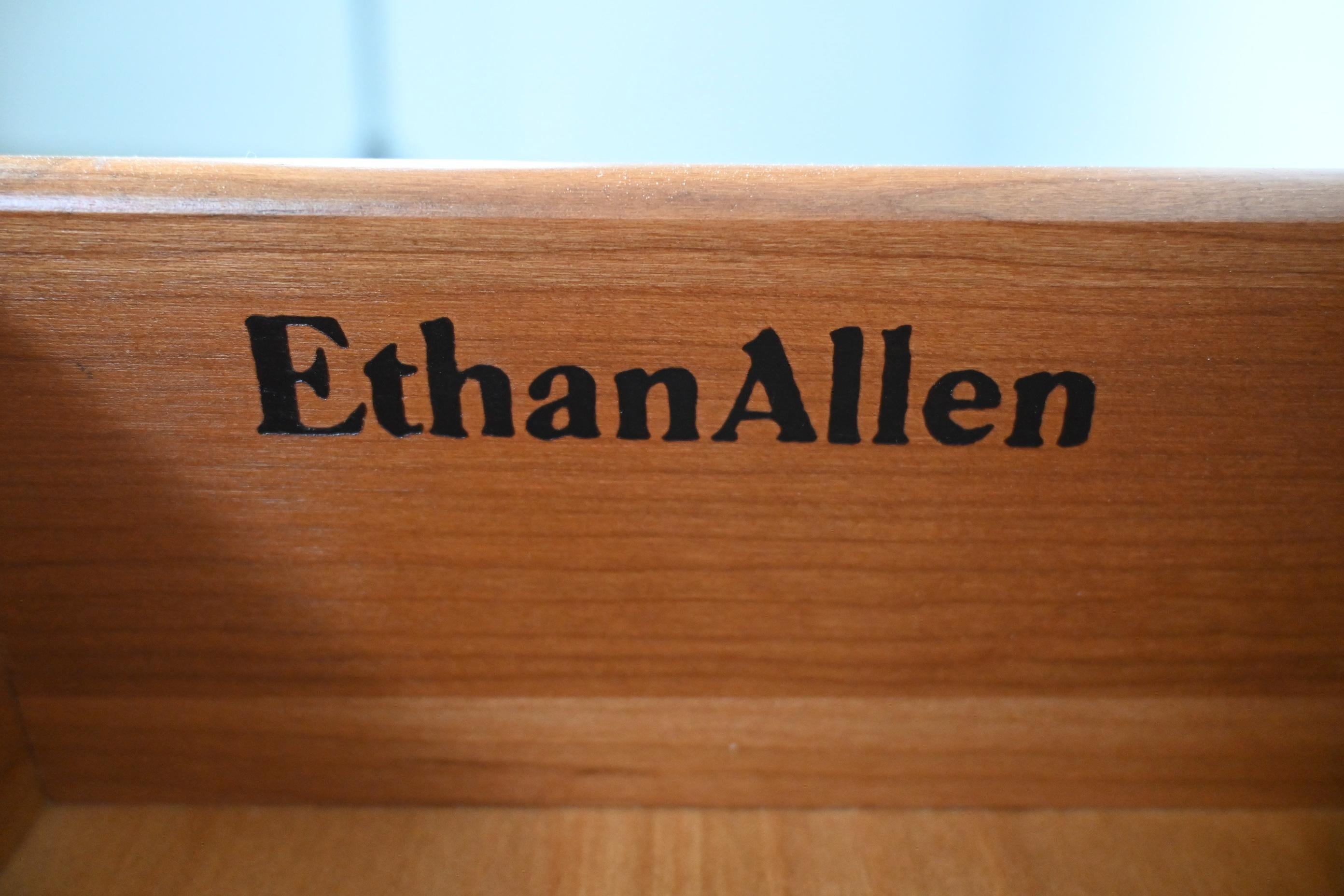 Ethan Allen Furniture Traditional Georgian Style Cherry Ten Drawer Dresser 4