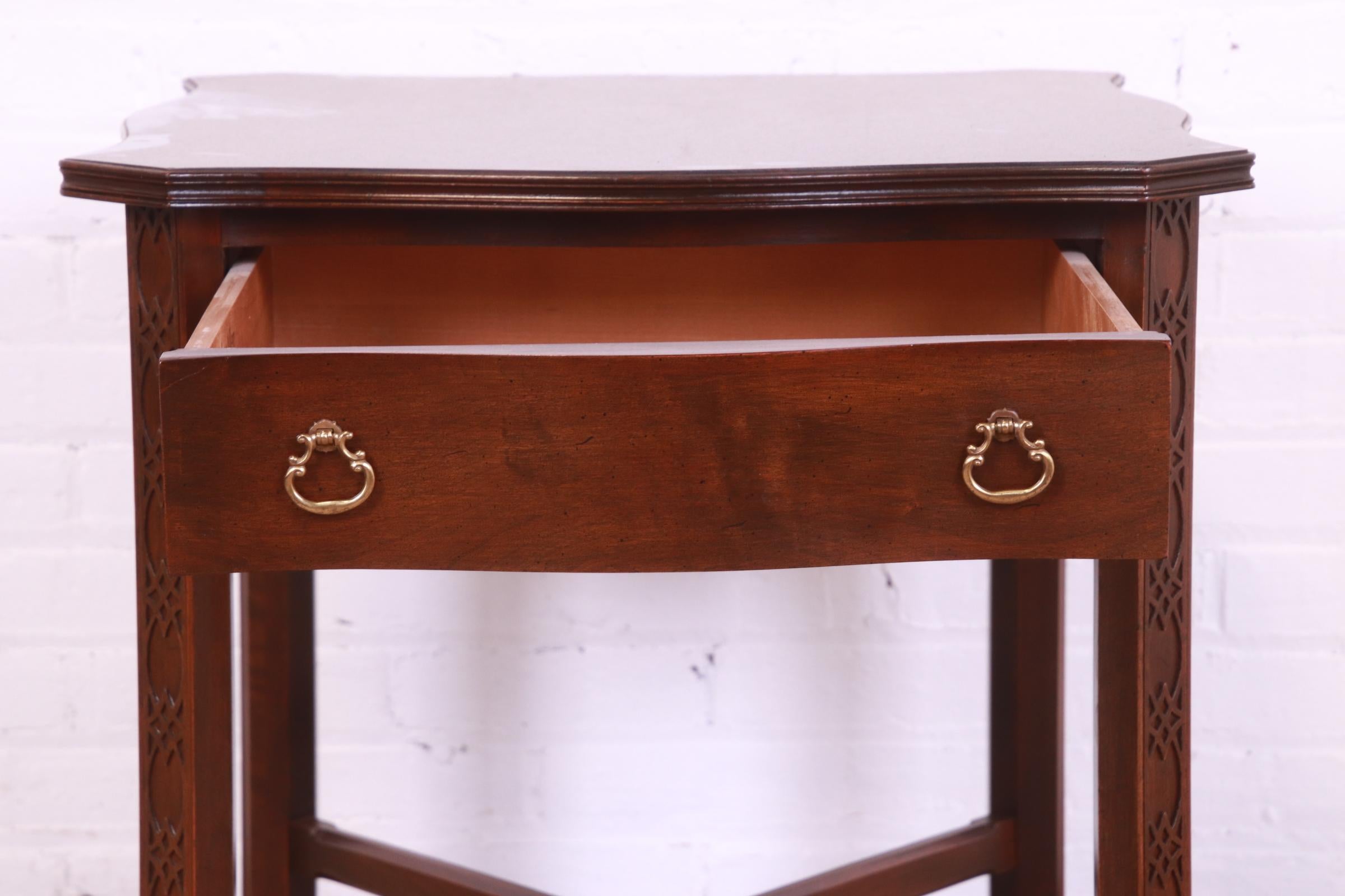 Ethan Allen Georgian Carved Cherry Wood Tea Table or Occasional Side Table 4