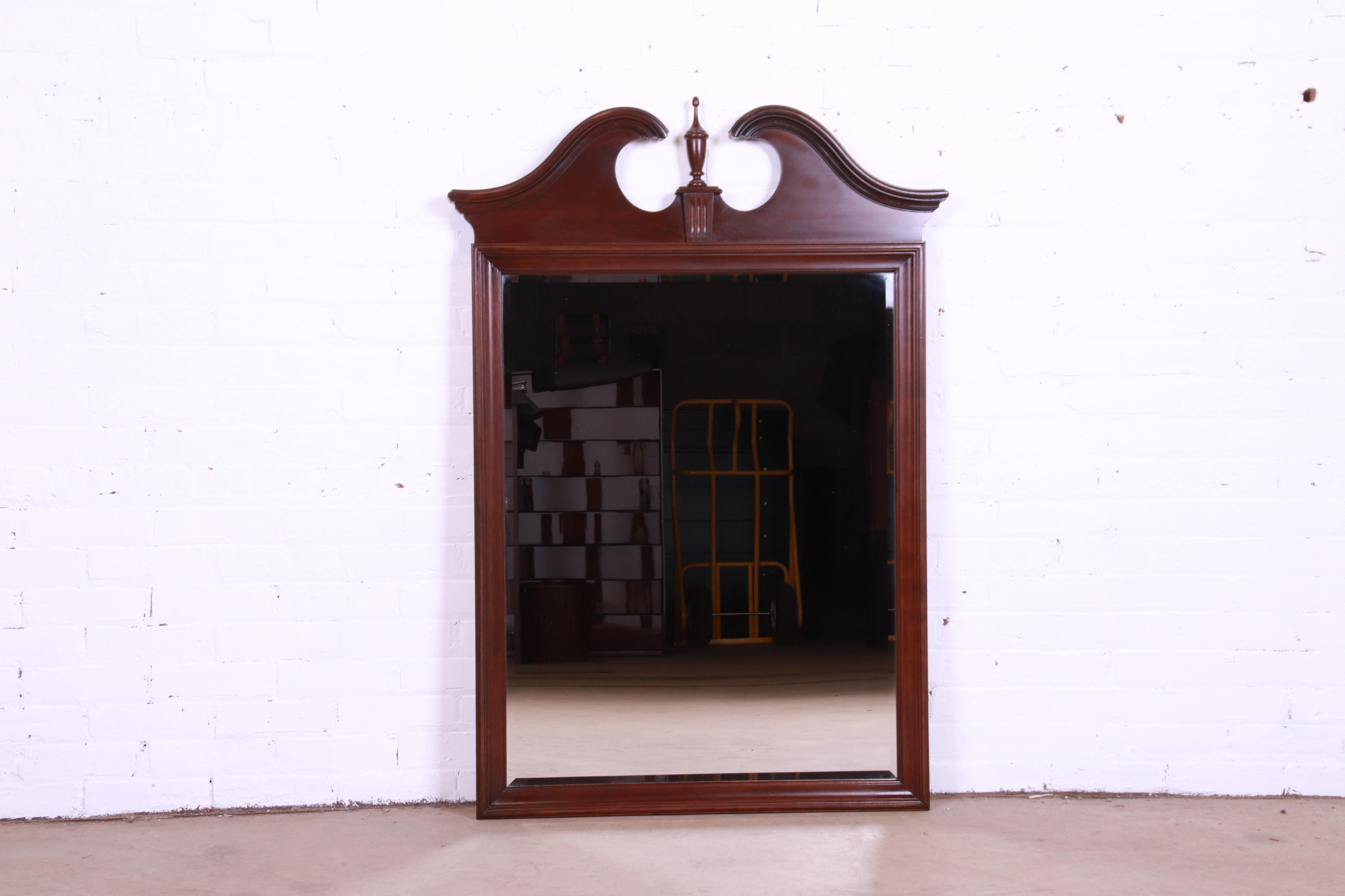 American Georgian Carved Mahogany Framed Wall Mirror For Sale